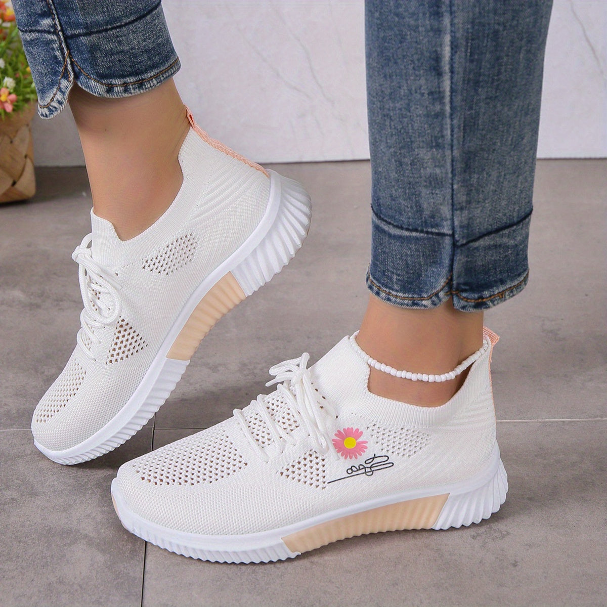 Women's Stylish Non Slip Running Shoes Lightweight Mesh Breathable Sneakers