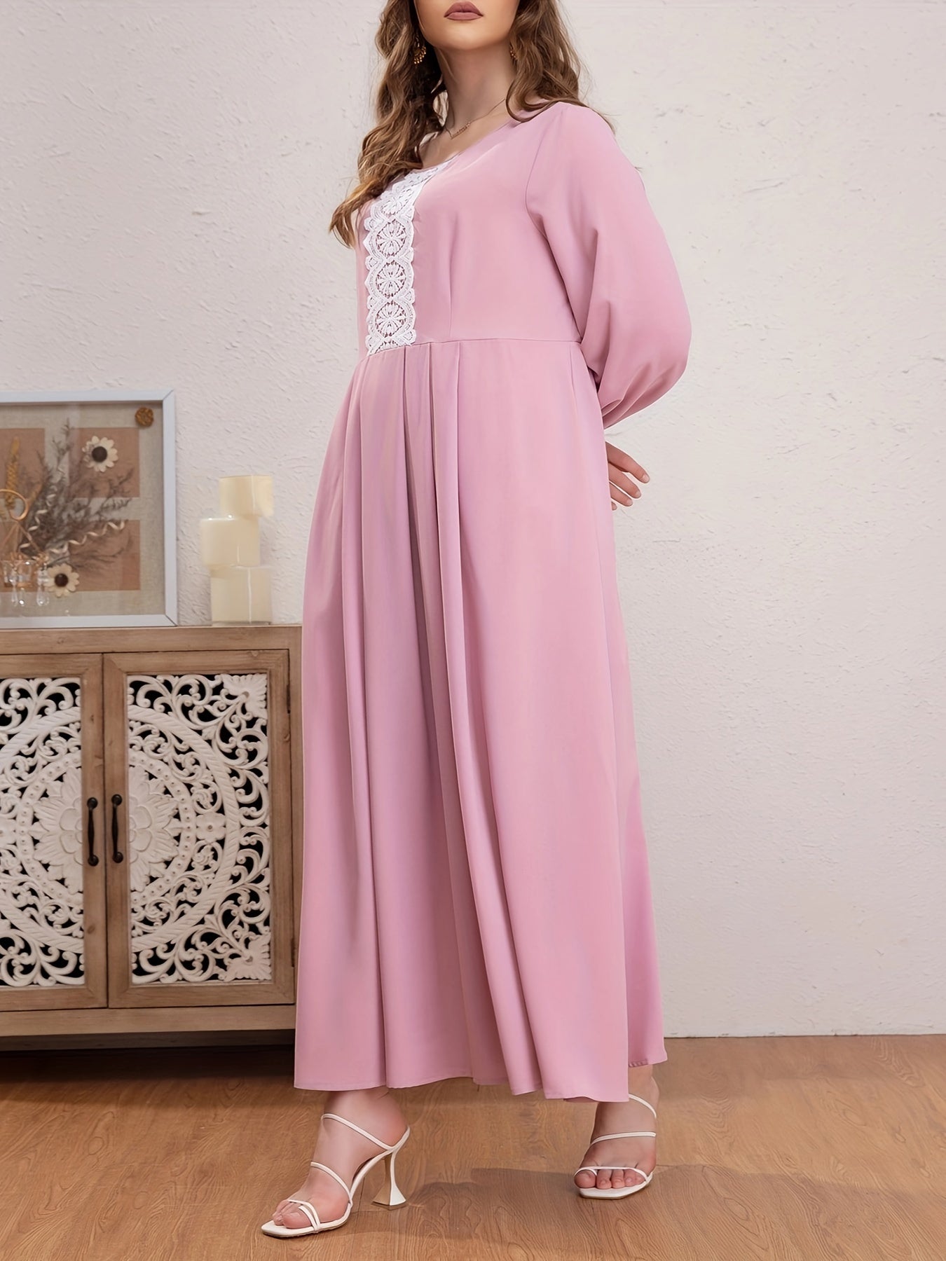  Colorblock Lace Panel Long Sleeve Maxi Dress