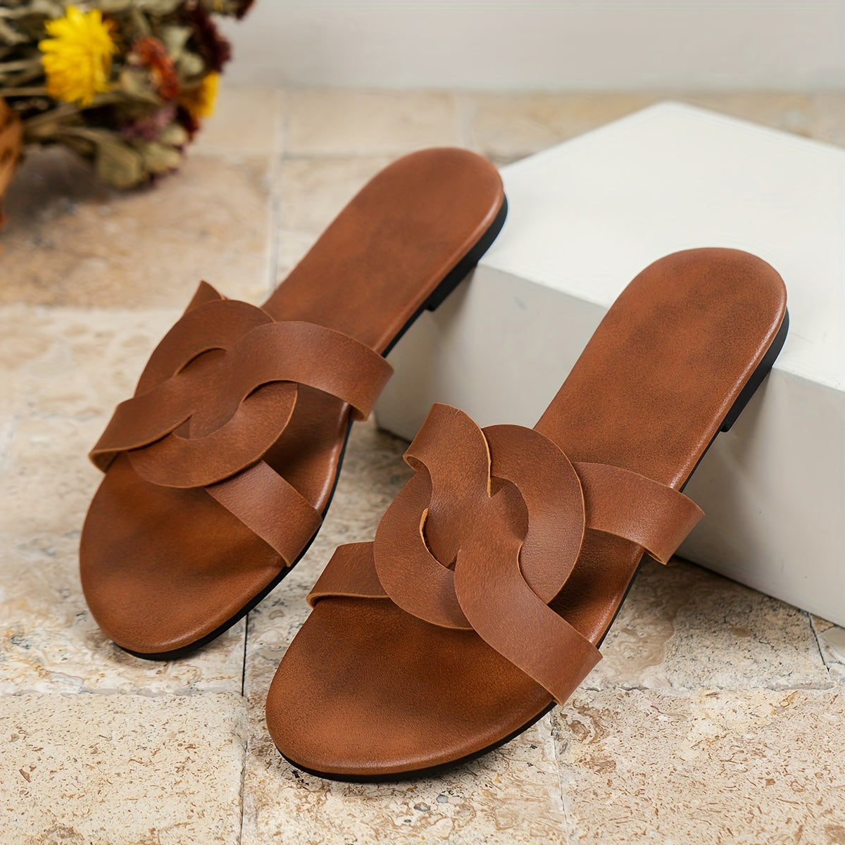 Women's Solid Beach Flat Slippers Lightweight Faux Leather