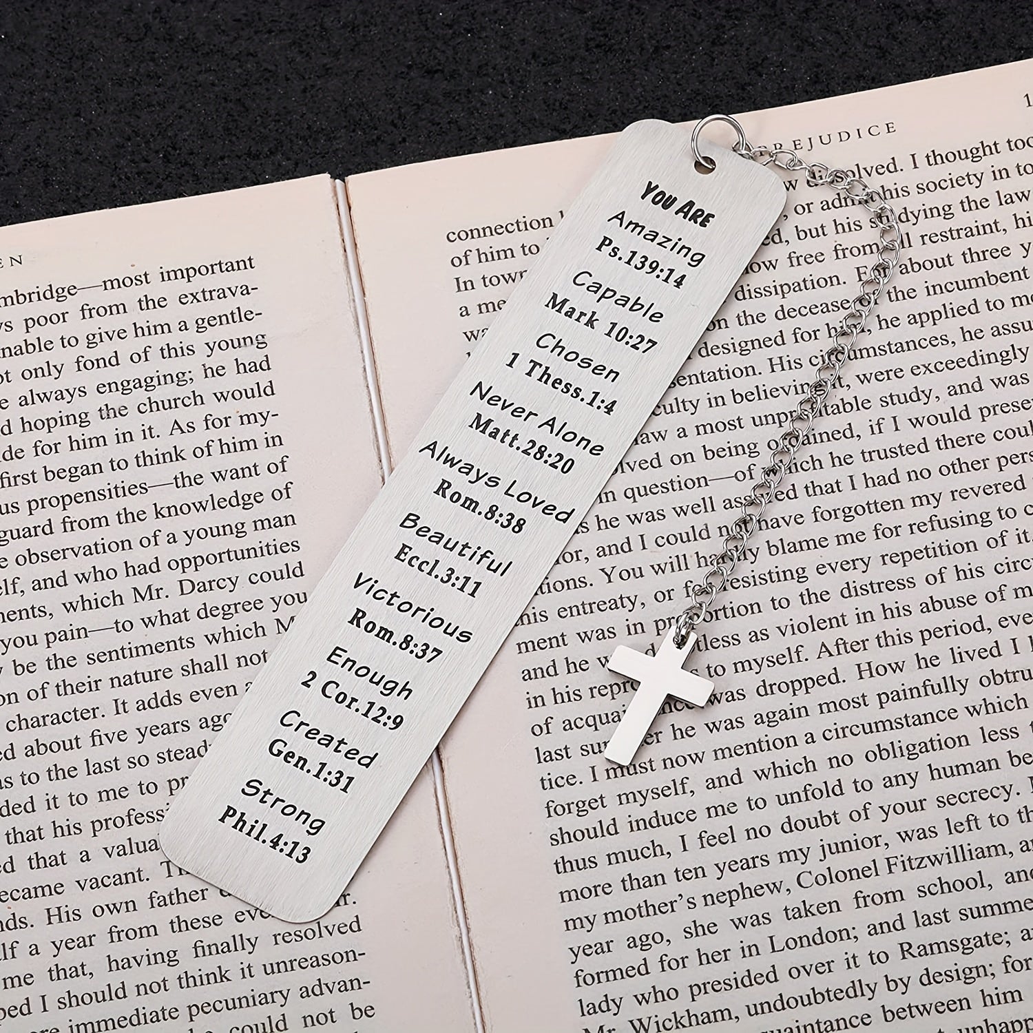 Christian Book: Perfect Gift for Birthdays, Christmas, Graduation