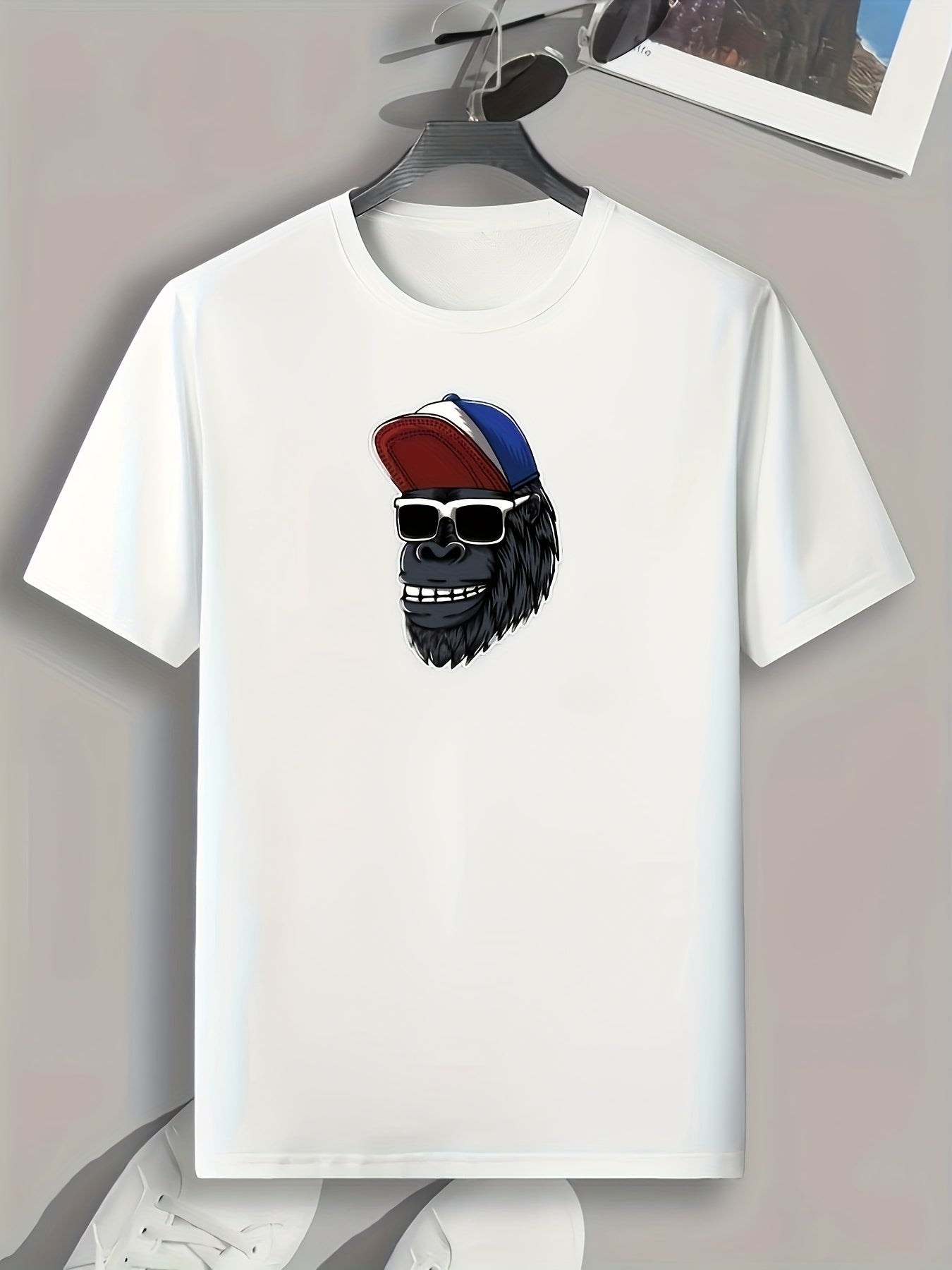 Chimp Print Men's Comfy T-shirt - Breathable Tee for Summer