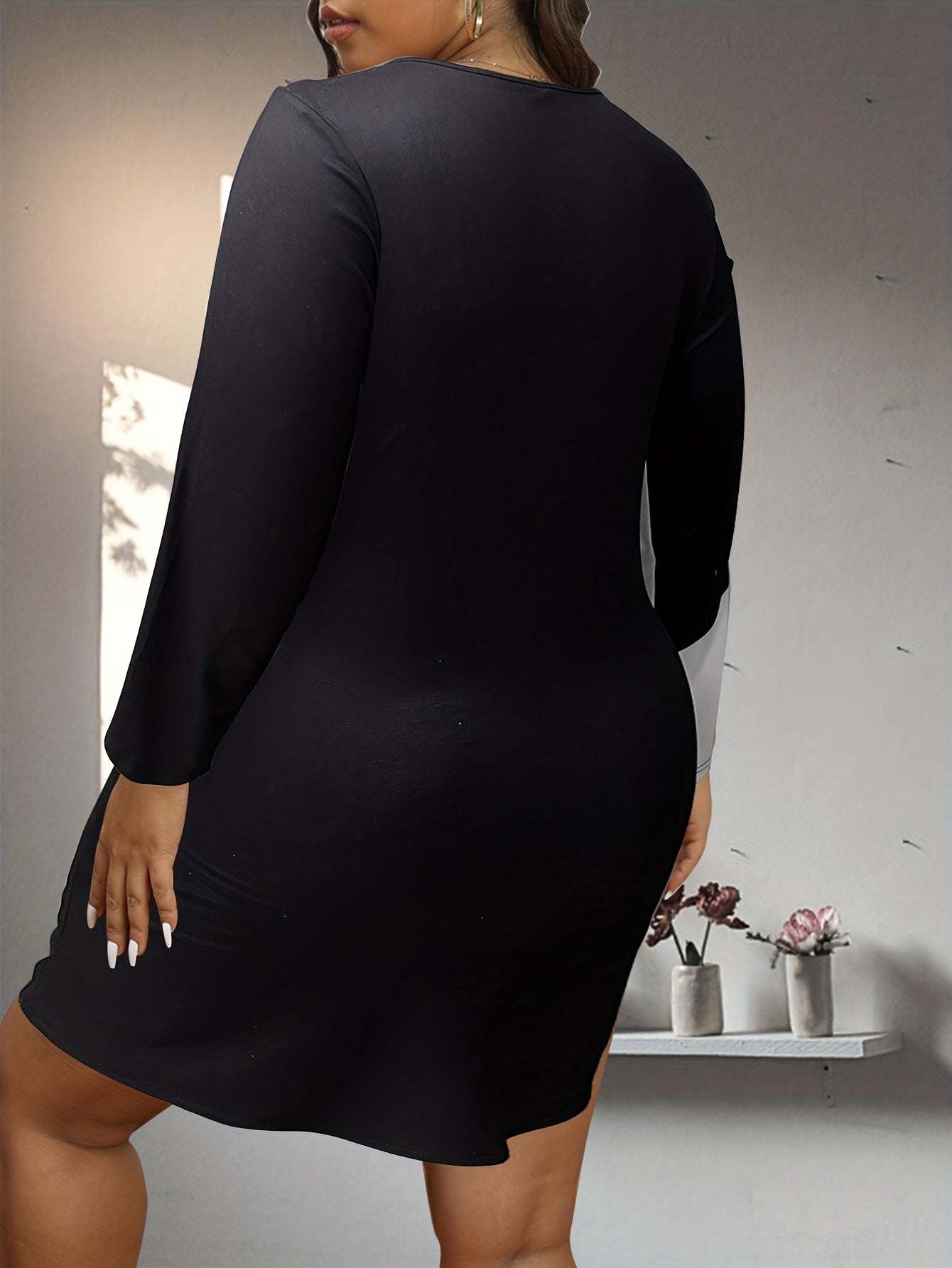  Cartoon Face Print Twist Dress