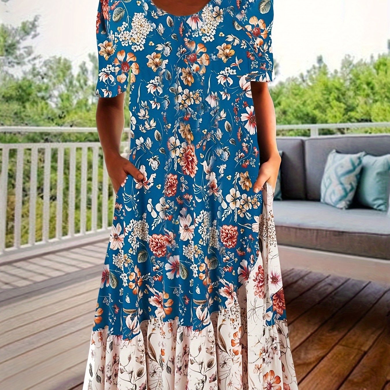 Floral Print Short Sleeve Round Neck Dress With Pockets