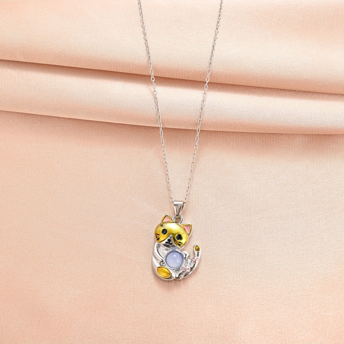 Yellow Cat Necklace Men And Women Banquet Jewelry Couple