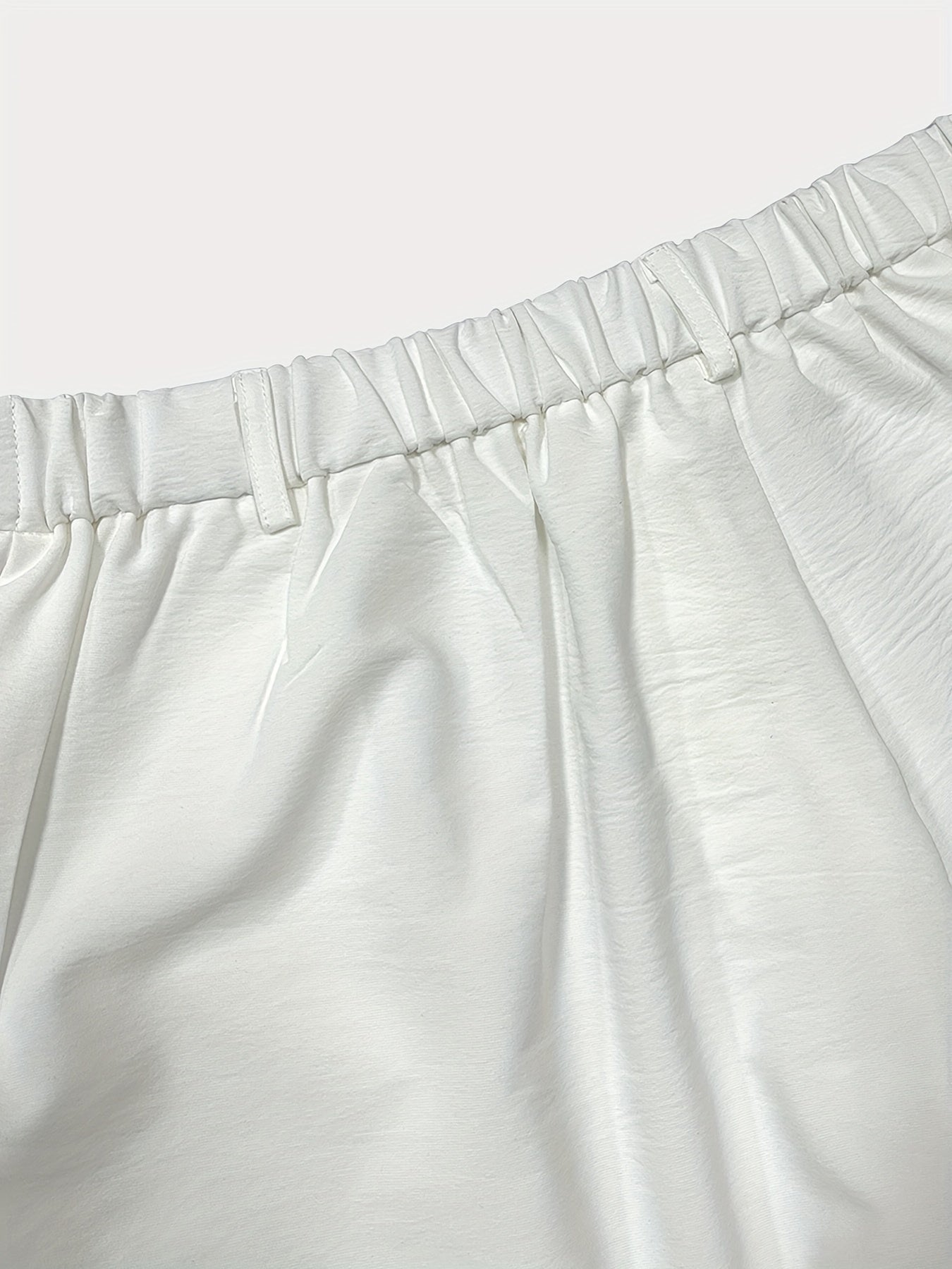  Solid Button Knee Length Elastic Waist Shorts
