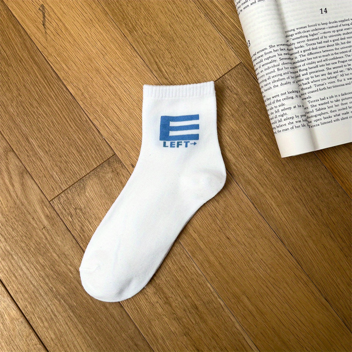 Letter E Print Socks Comfy & Breathable Street Socks Women's Stockings