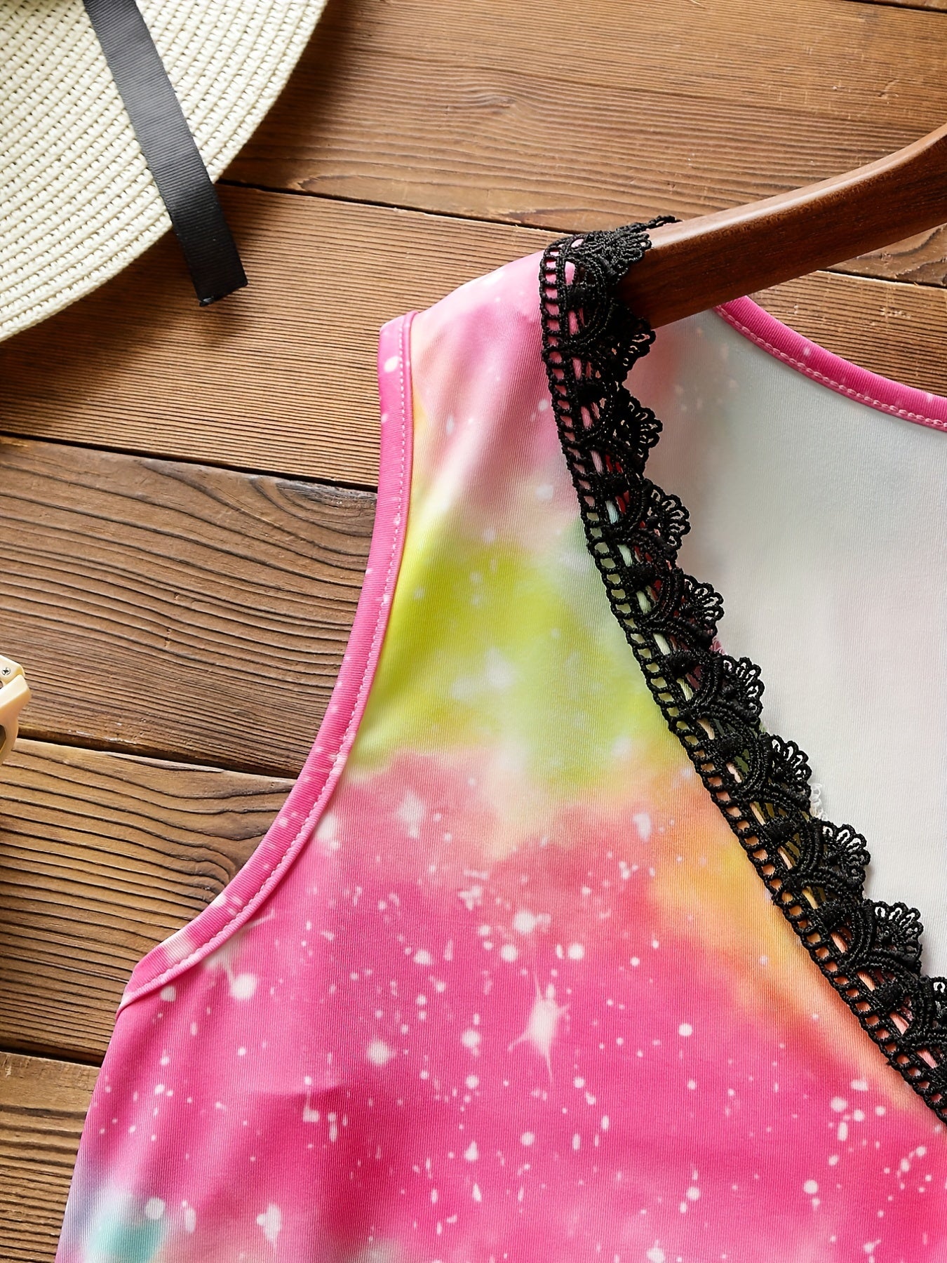  Tie Dye Lace Trim Tank Top V Neck