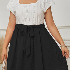  Casual Dress Colorblock Eyelet Embroidery Knot Front Square Neck Dress