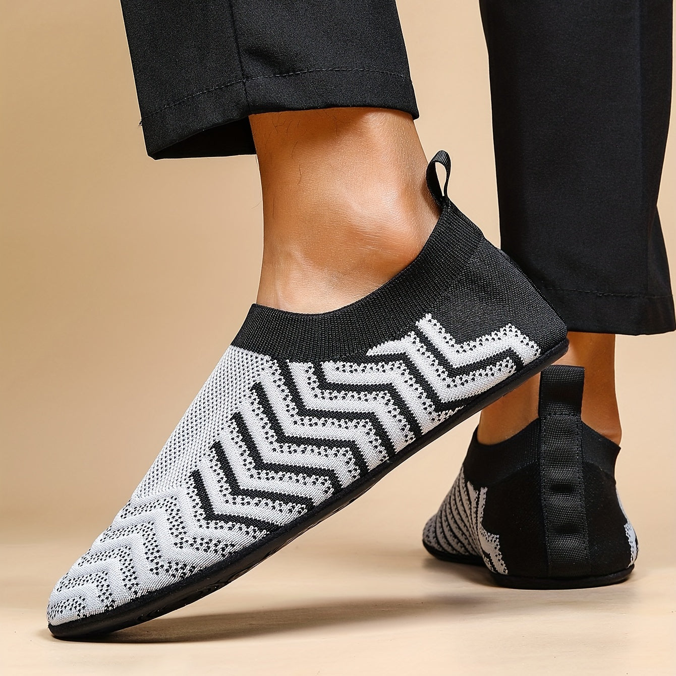 Men's Knit Slip-On Sneakers No Tie Lace Outdoor Walking Shoes