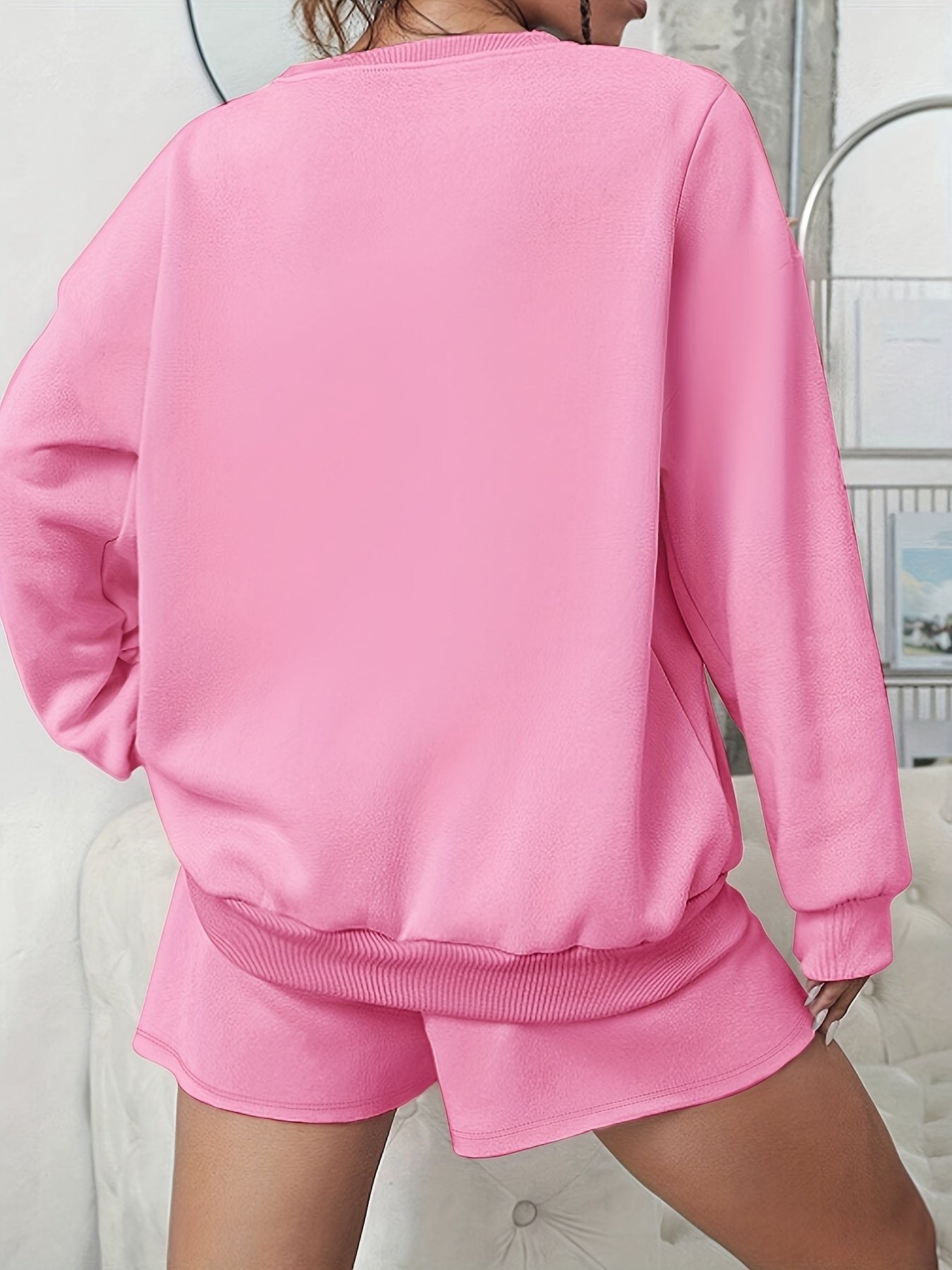  Women's Graphic Print Sweatshirt & Shorts Set