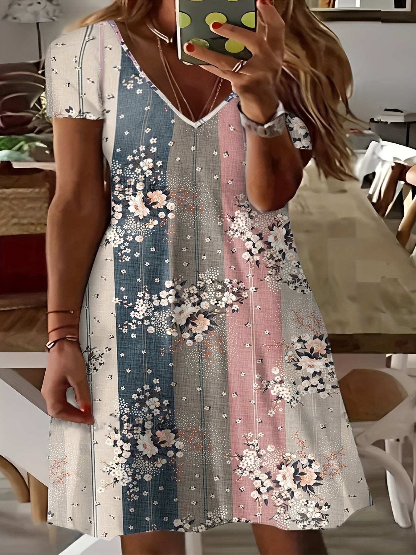  Floral Print Colorblock V Neck Short Sleeve Dress
