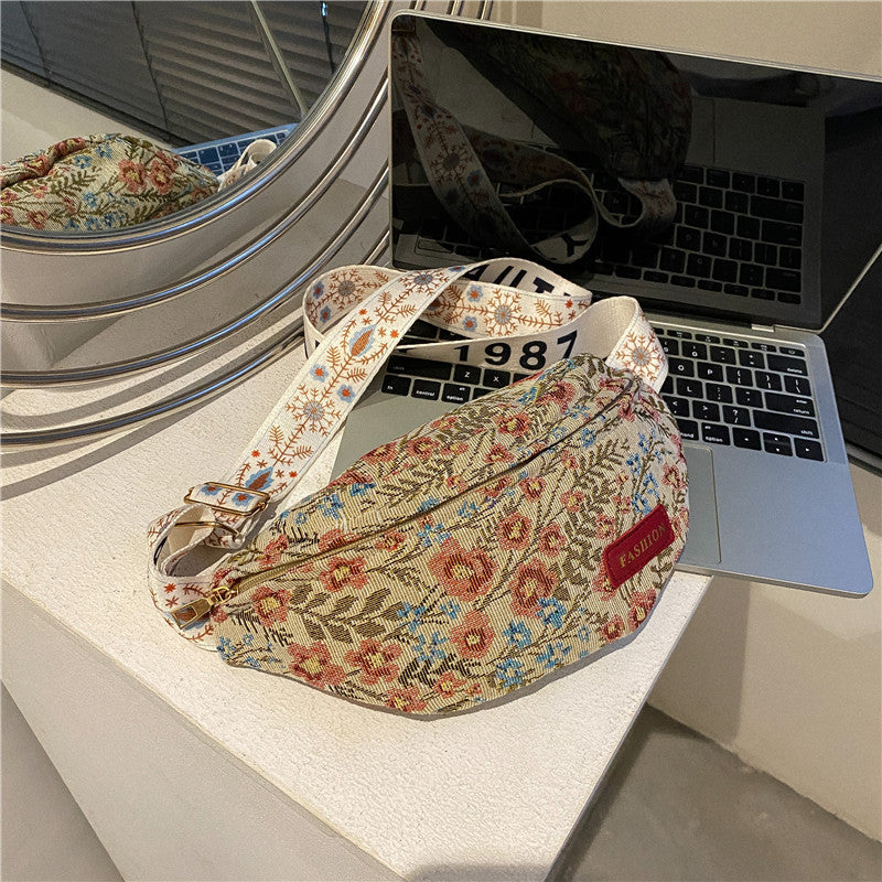 Vintage Graphic Flower Pattern Crossbody Bag