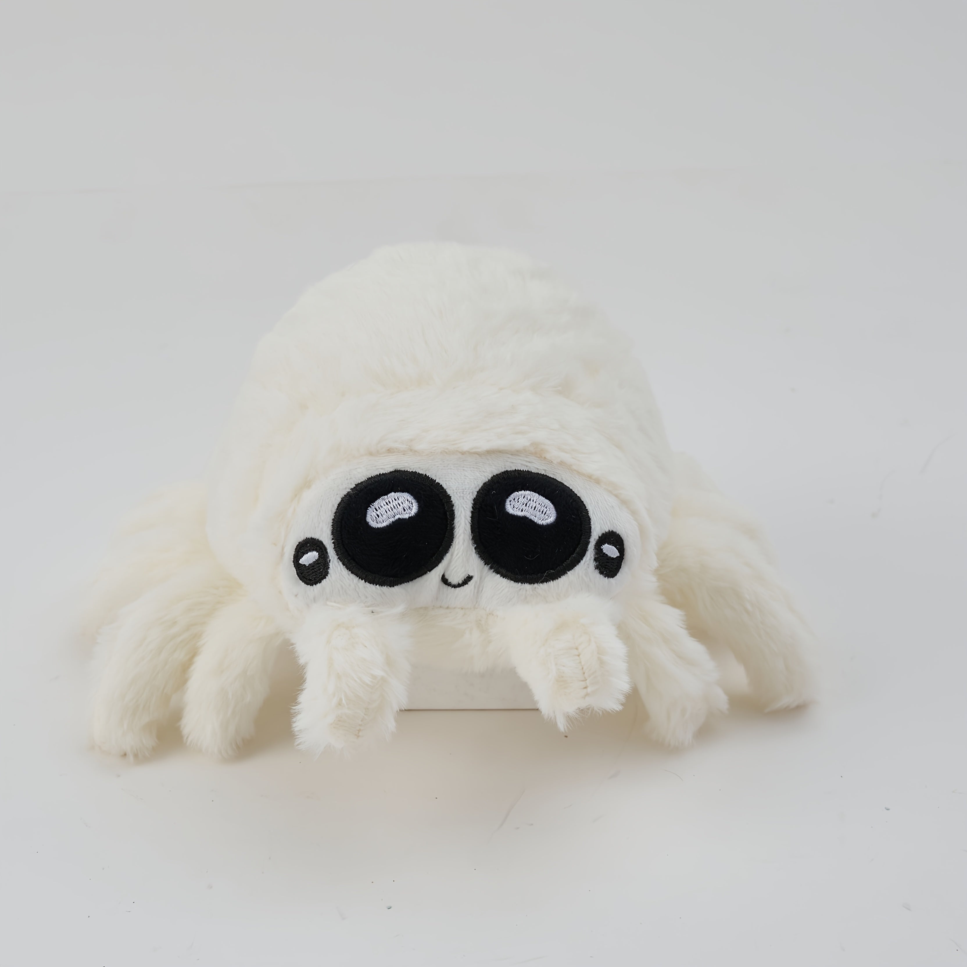Plush Toy Spider for Pranks and Decor