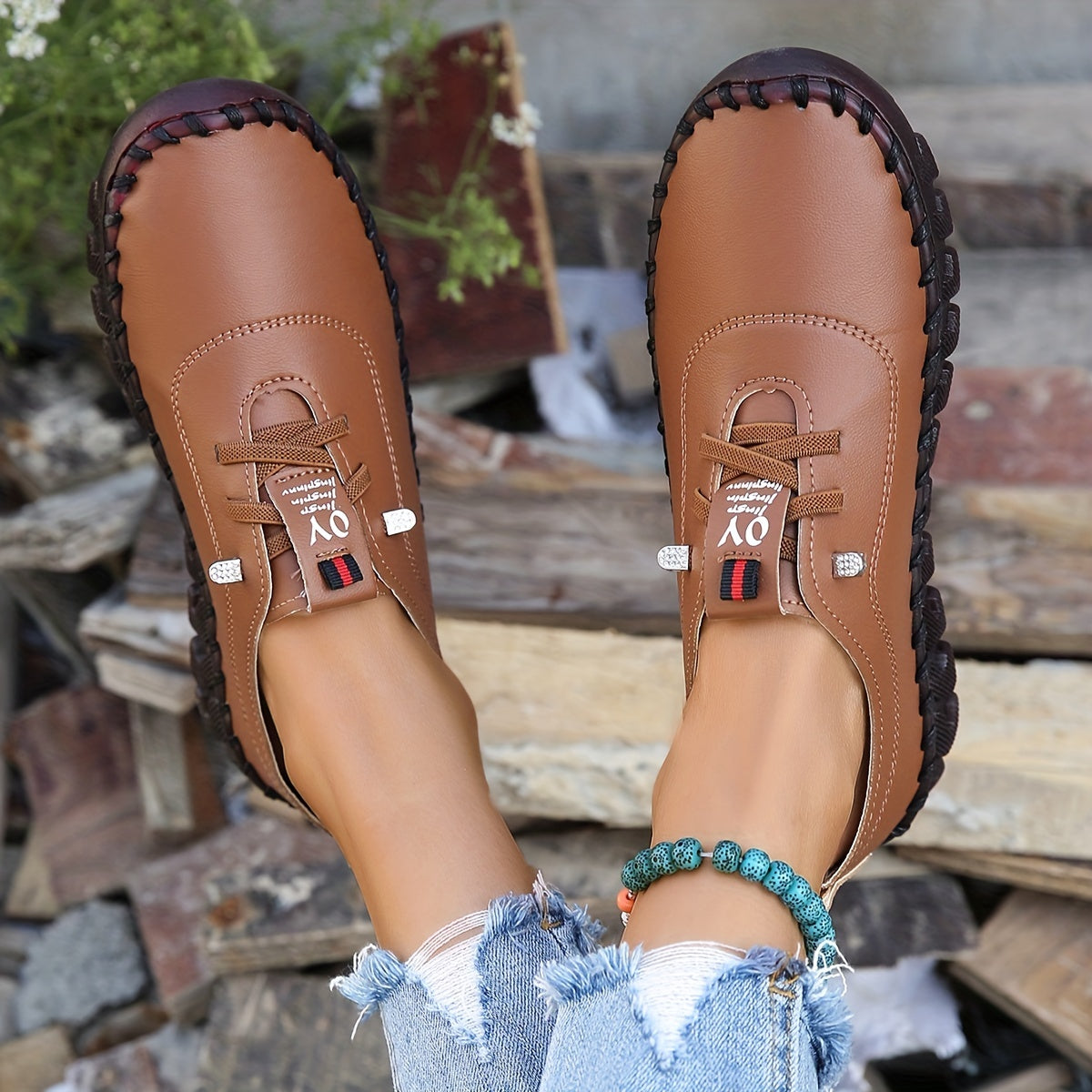 Women's Lace-Up Flat Shoes Lightweight Soft Sole Faux Leather Shoes