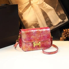 Retro Crocodile Handbag with Metal Buckle & Wrist Strap Cream Red Yellow Purple