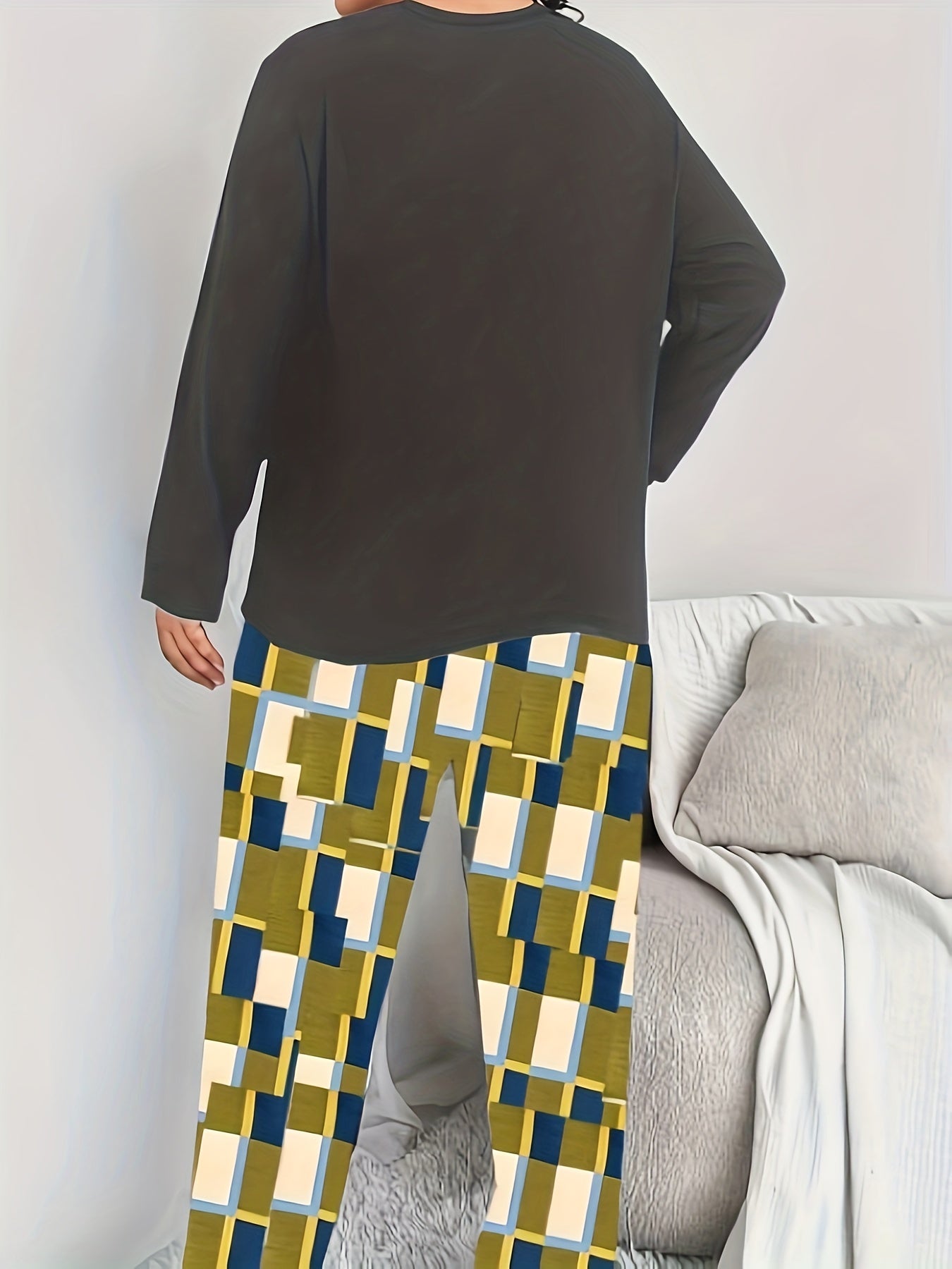 Plus Size Chicken Print Long Sleeve Pajama Top