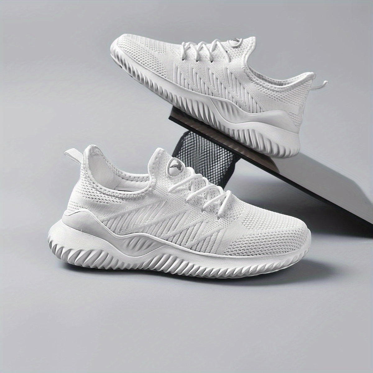 Breathable Mesh Soft Sole Lightweight Non slip Running Shoes