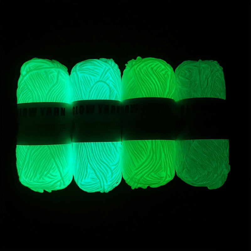 Glow In The Dark Hand Knitting Yarn 100% Polyester 50g 53m