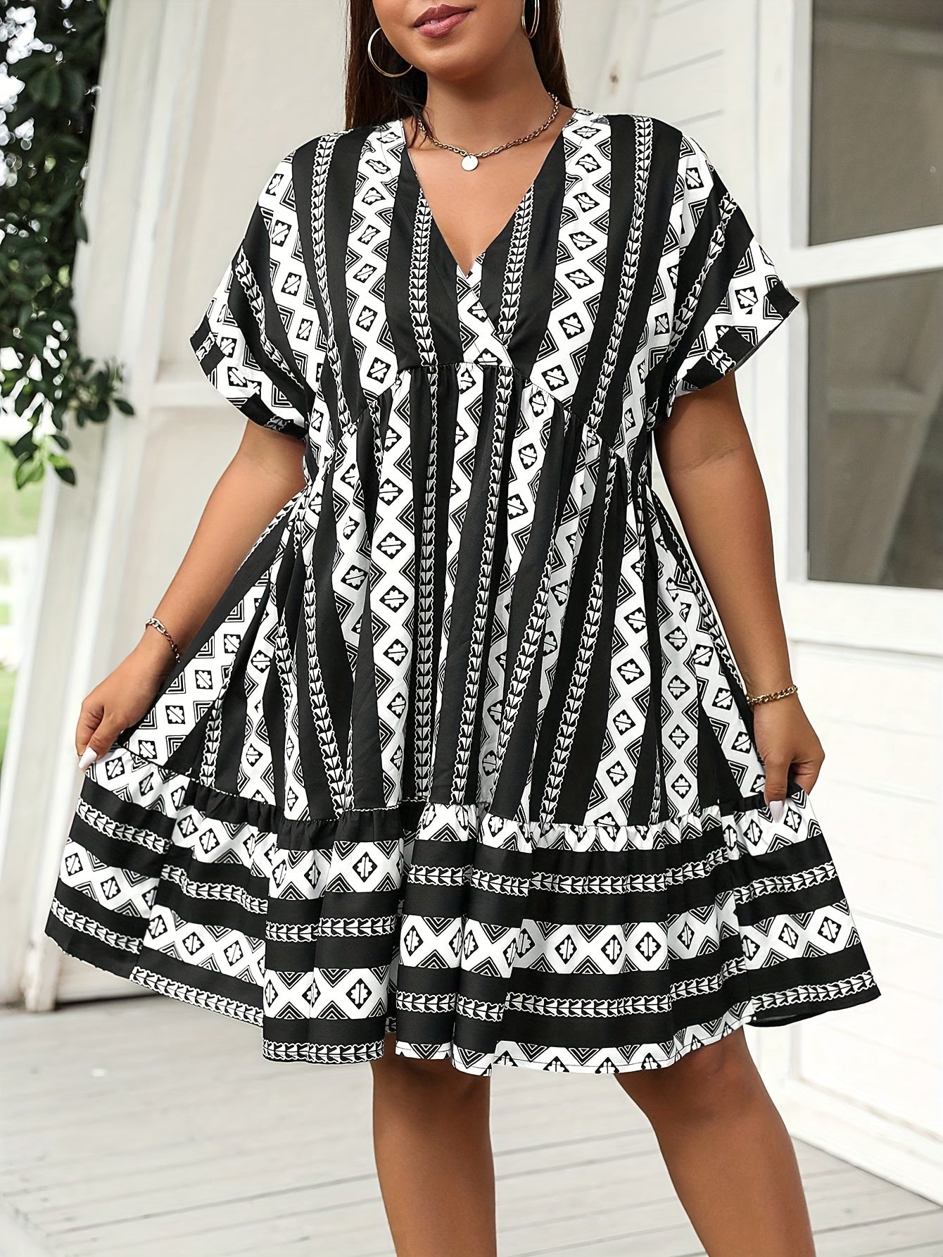 Geometric Print Batwing Sleeve Plus Size Boho Dress