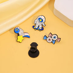 Creative Space Skateboard Alien Eye Brooch