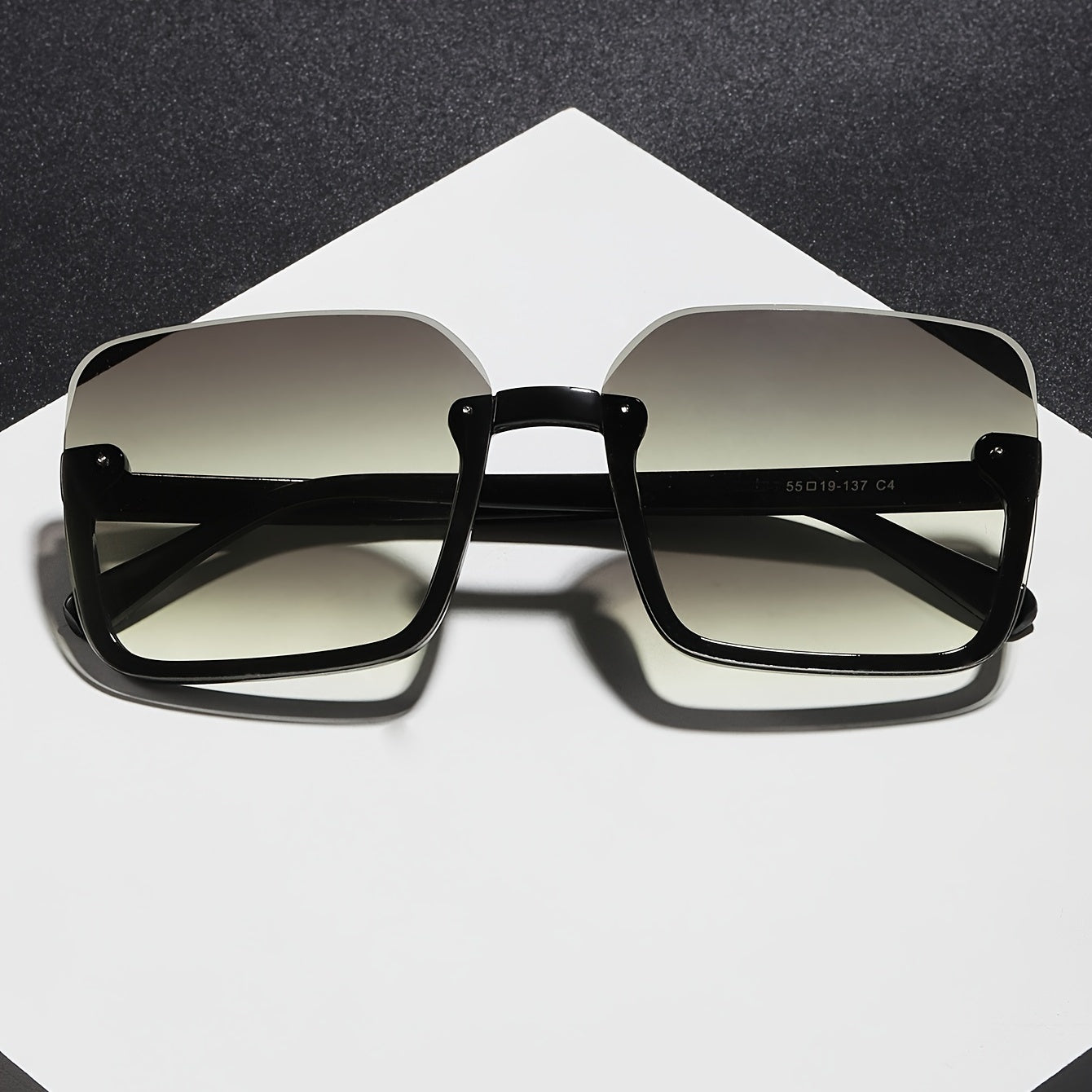 Oversized Semi Rimless Sunglasses UV400