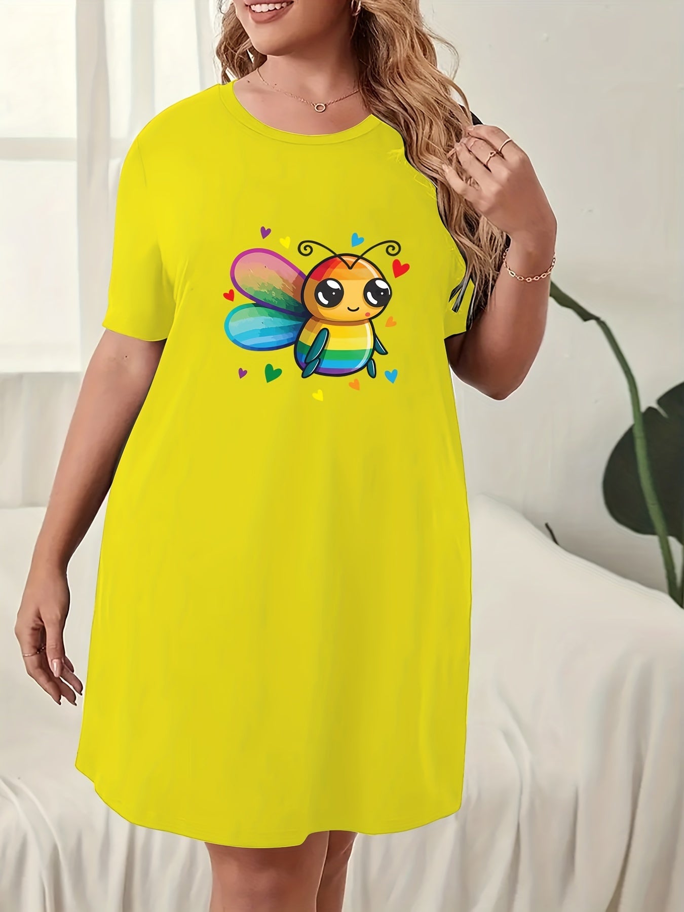  Bee & Heart Print Nightdress Round Neck Short Sleeve Sleep Dress