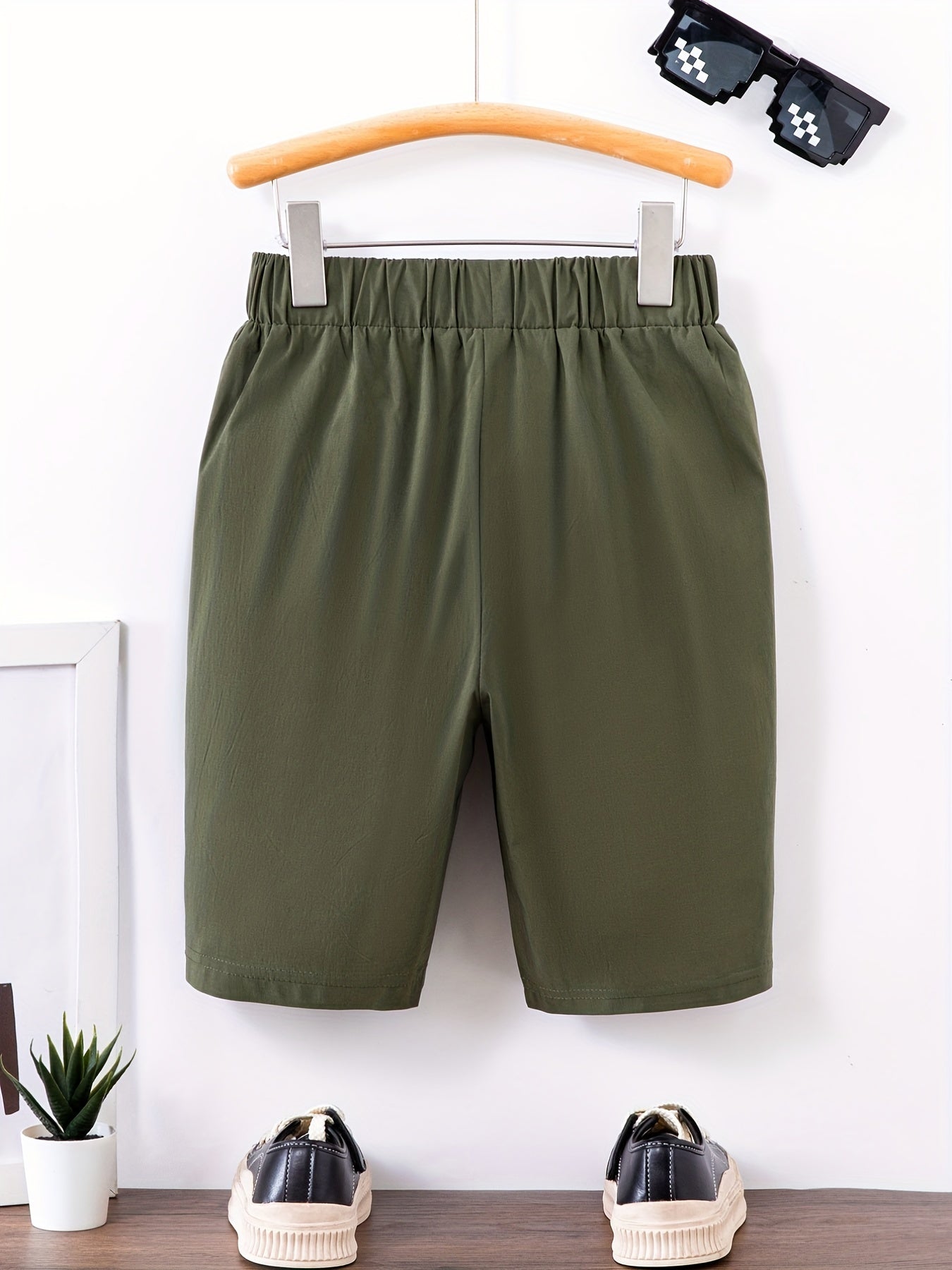 Boy's Cartoon Print Quick Dry Shorts Elastic Waist with Pockets
