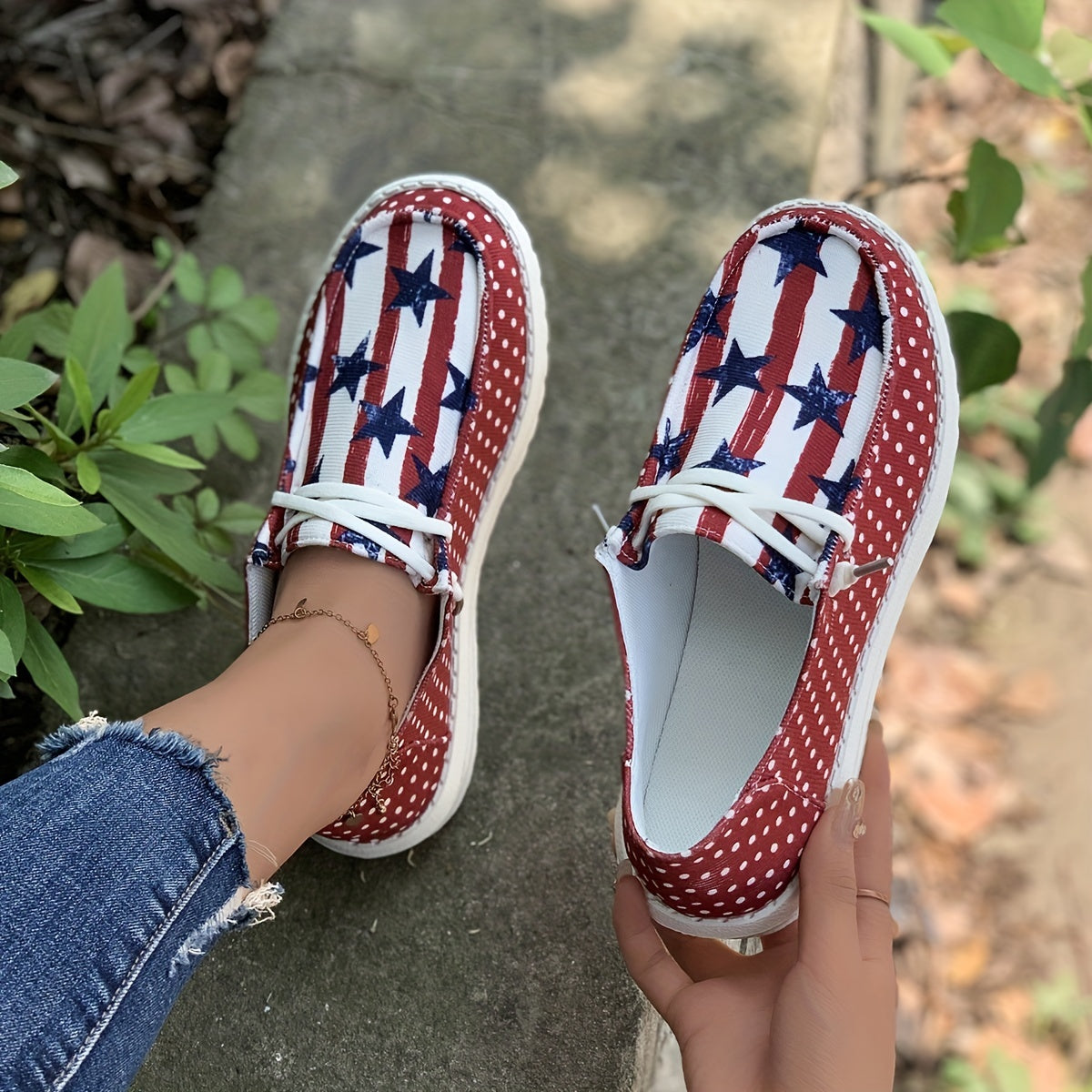 Women's Stars Pattern Canvas Shoes Casual Lace Up Outdoor Shoes Lightweight