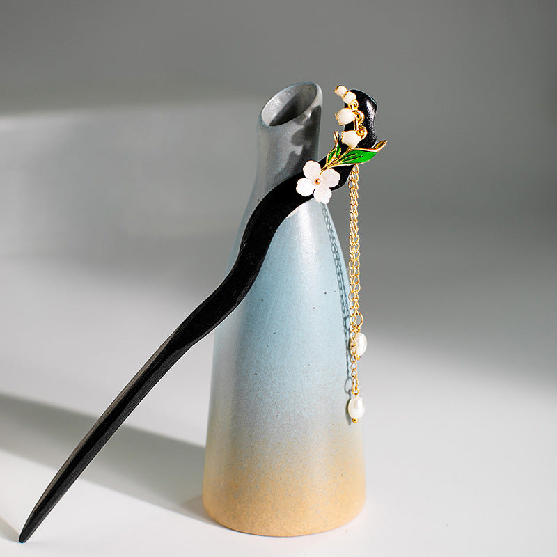 Vintage Chinese Style Hanfu Hairpin Lily Flower Tassel Wooden Hair Pin