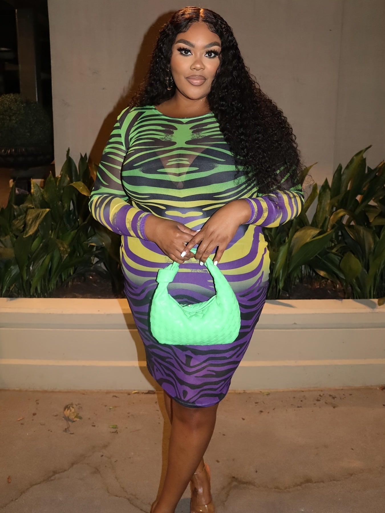  Printed Long Sleeve Bodycon Midi Dress