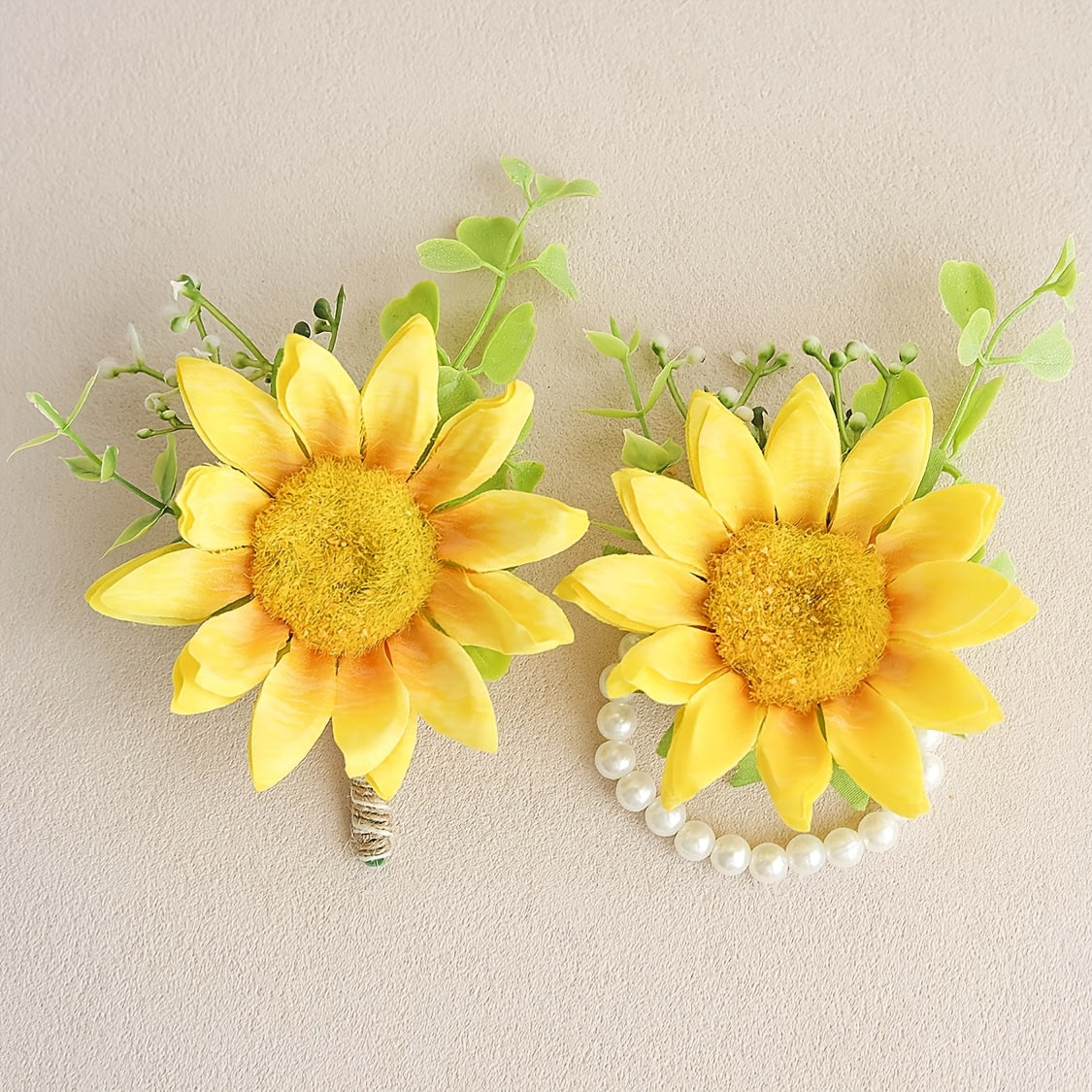 2pcs Sunflower Wrist Corsages Men's Boutonnieres Wedding Dance Party