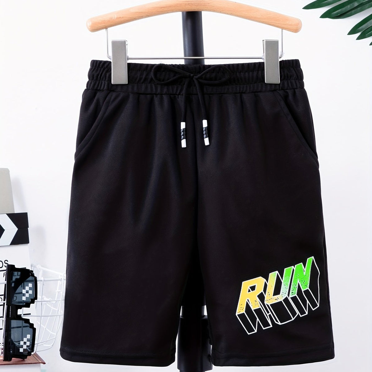 Boys RUN Letter Print Quick-drying Shorts for Summer