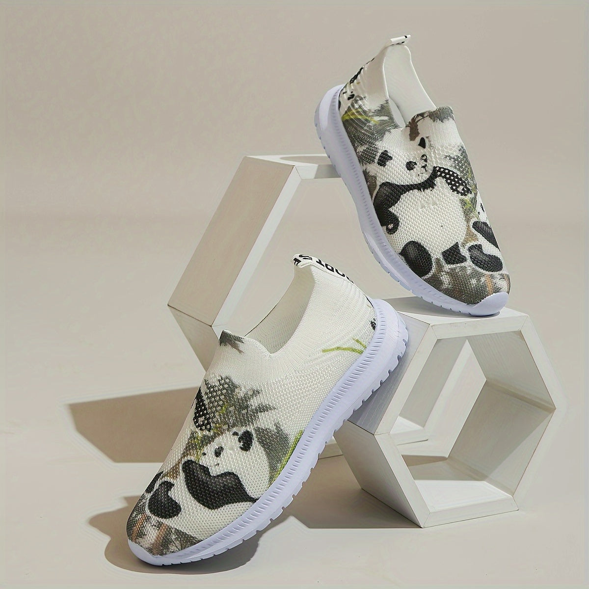 Panda Print Lightweight Breathable Mesh Running Shoes