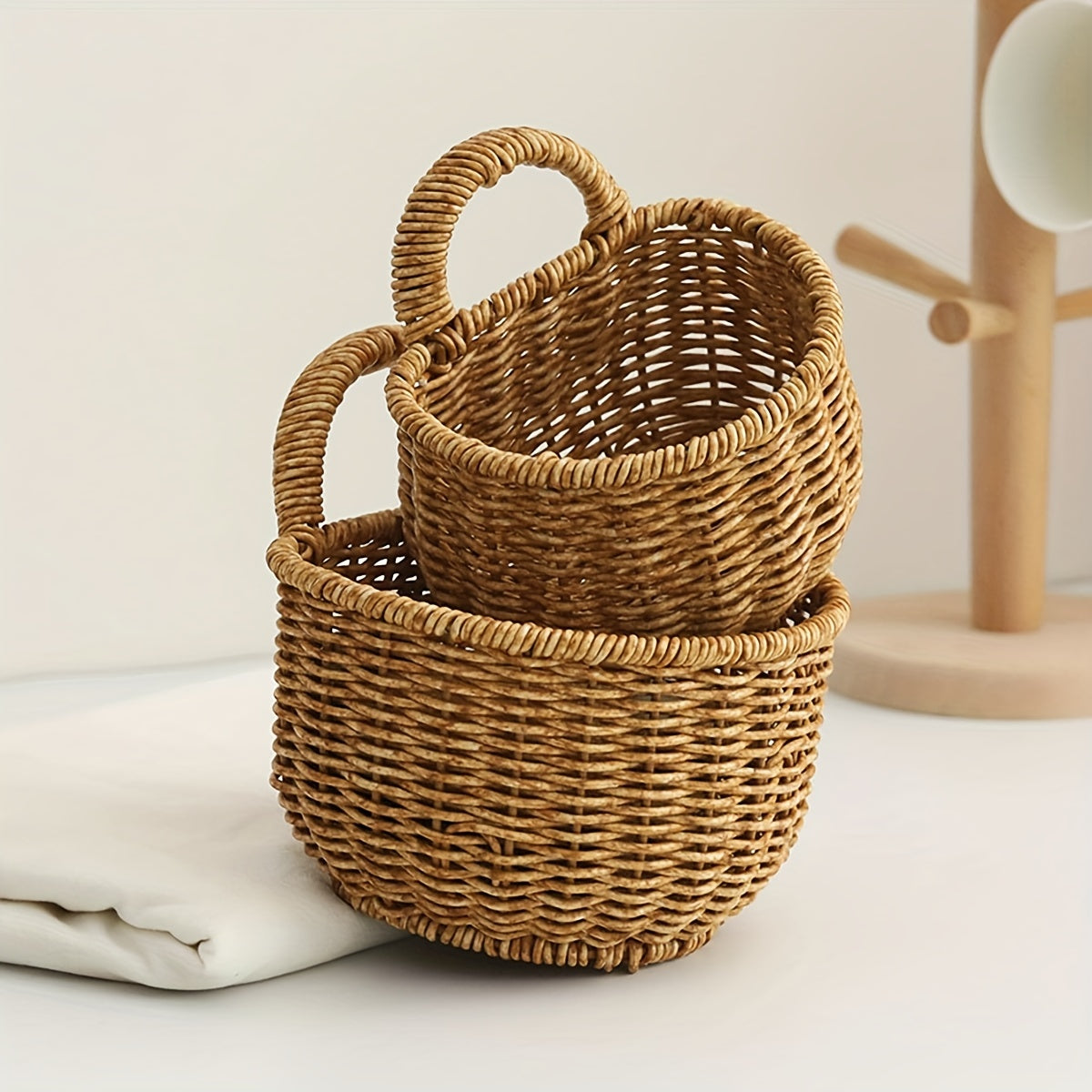 Wall Mounted Hanging Basket Imitating Rattan Weaving Flower Basket