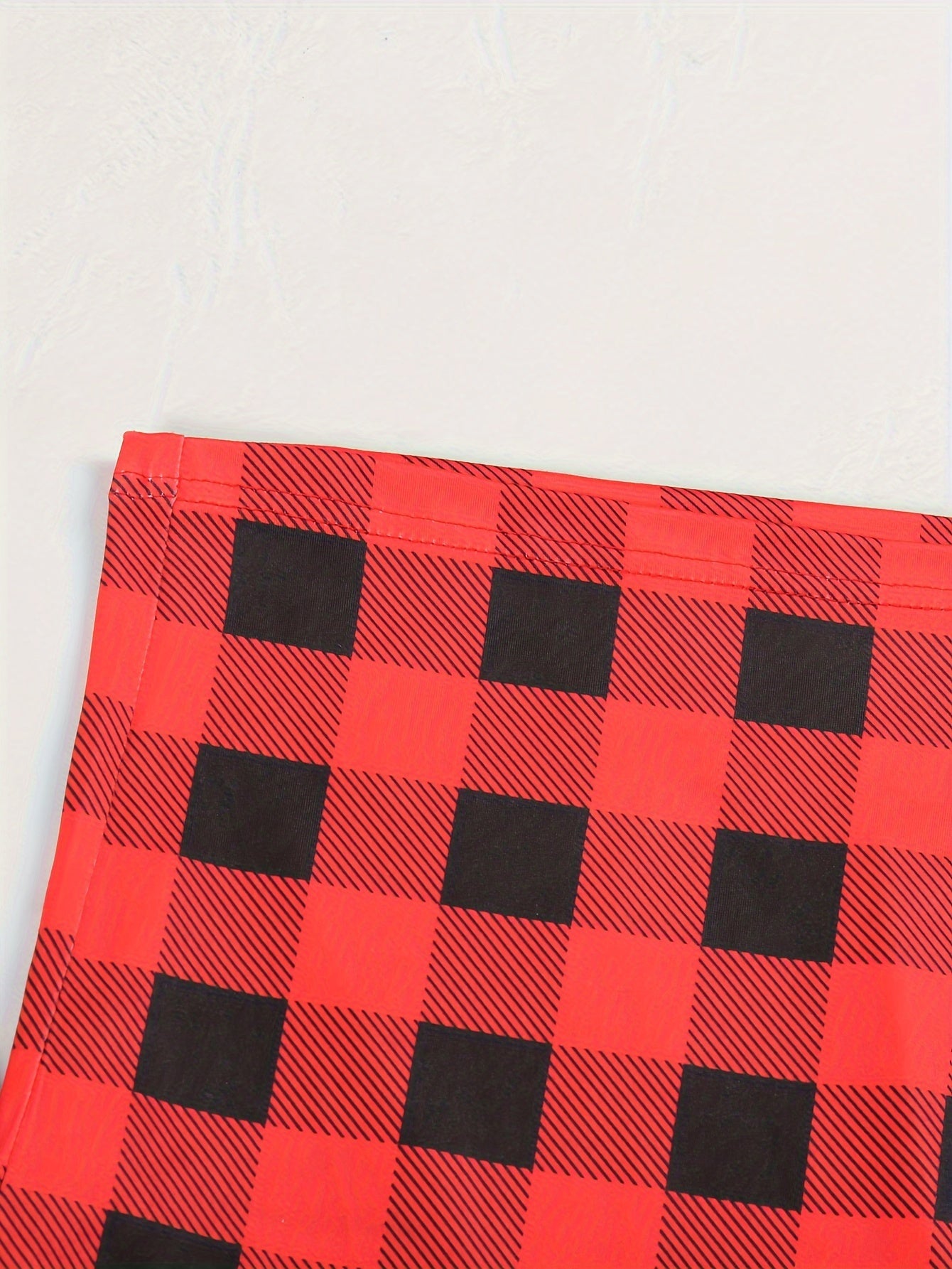 Women's Plus Size Envelope Print Pajama Set with Plaid Pants