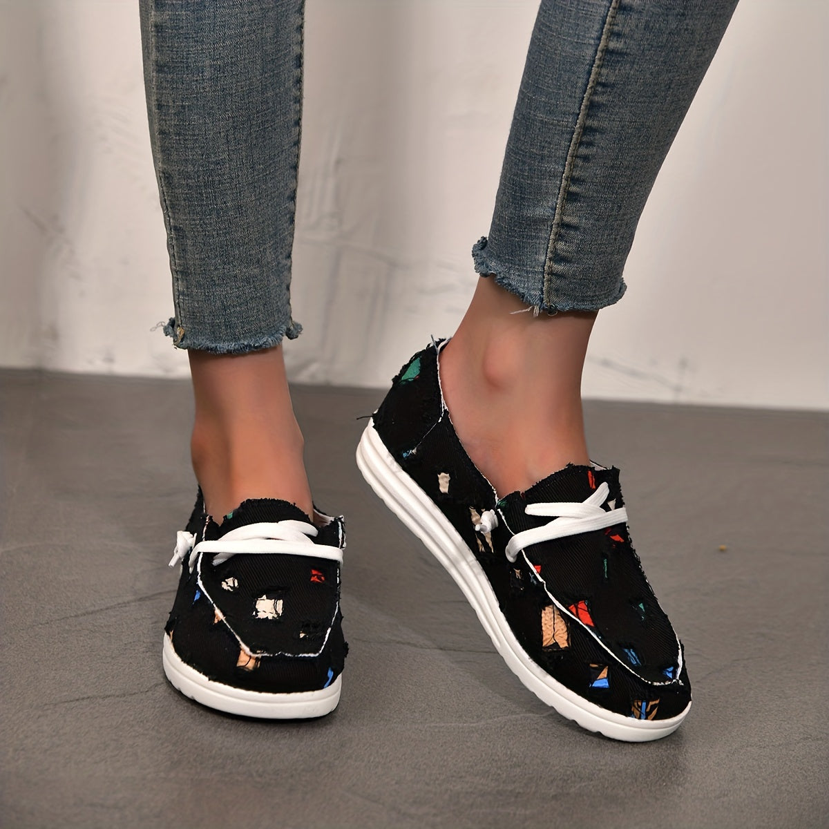 Women's Geometric Pattern Canvas Sneakers Lace Up Slip On Shoes