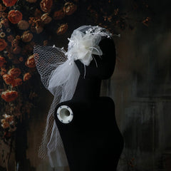 Romantic Bridal Veil with Butterfly Motifs & Lace Trim