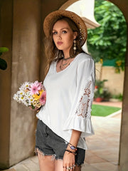  Casual Blouse Women's Plus Solid Contrast Lace Bell Sleeve V Neck Top