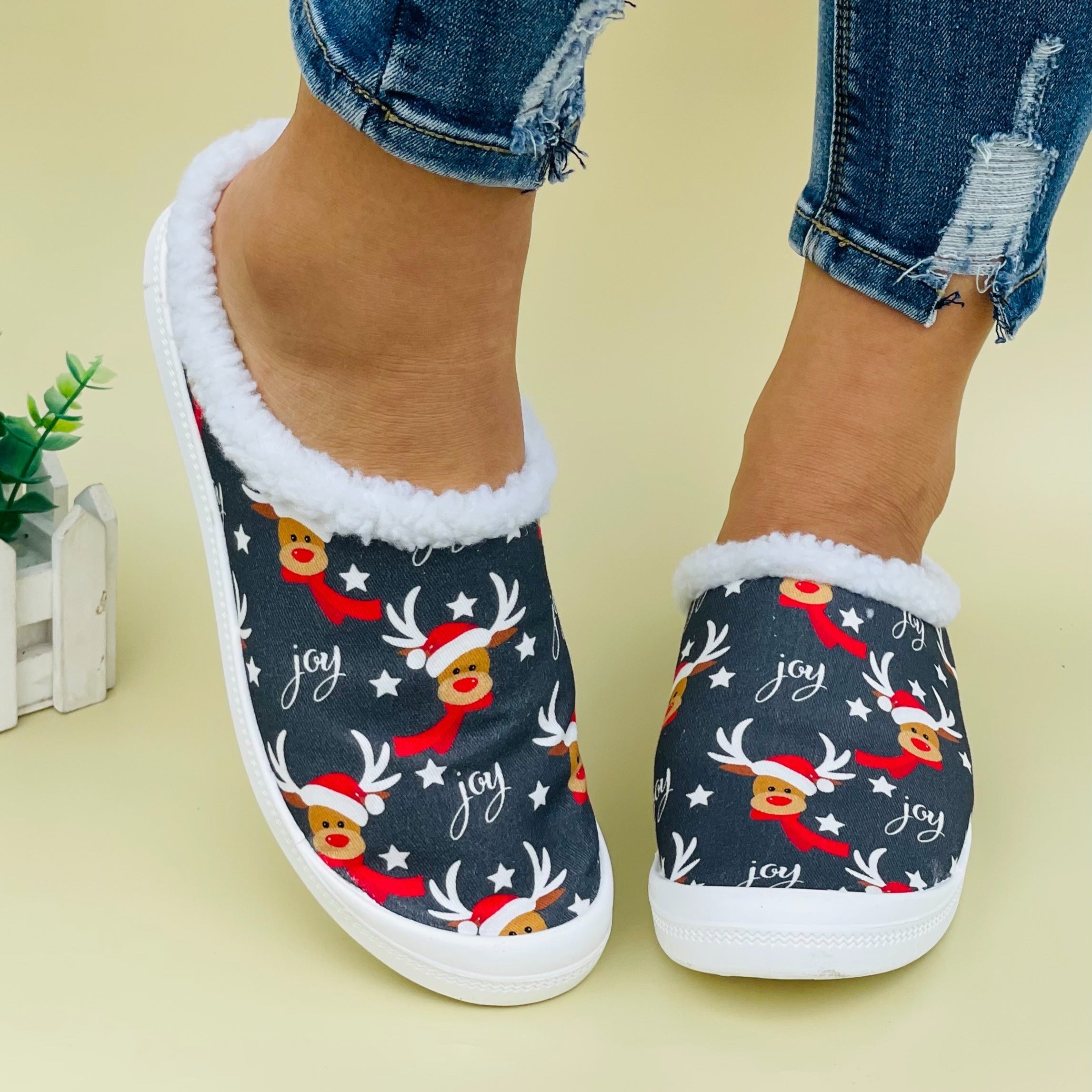 Women's Winter Deer Slip-On Walking Shoes Lightweight Gray