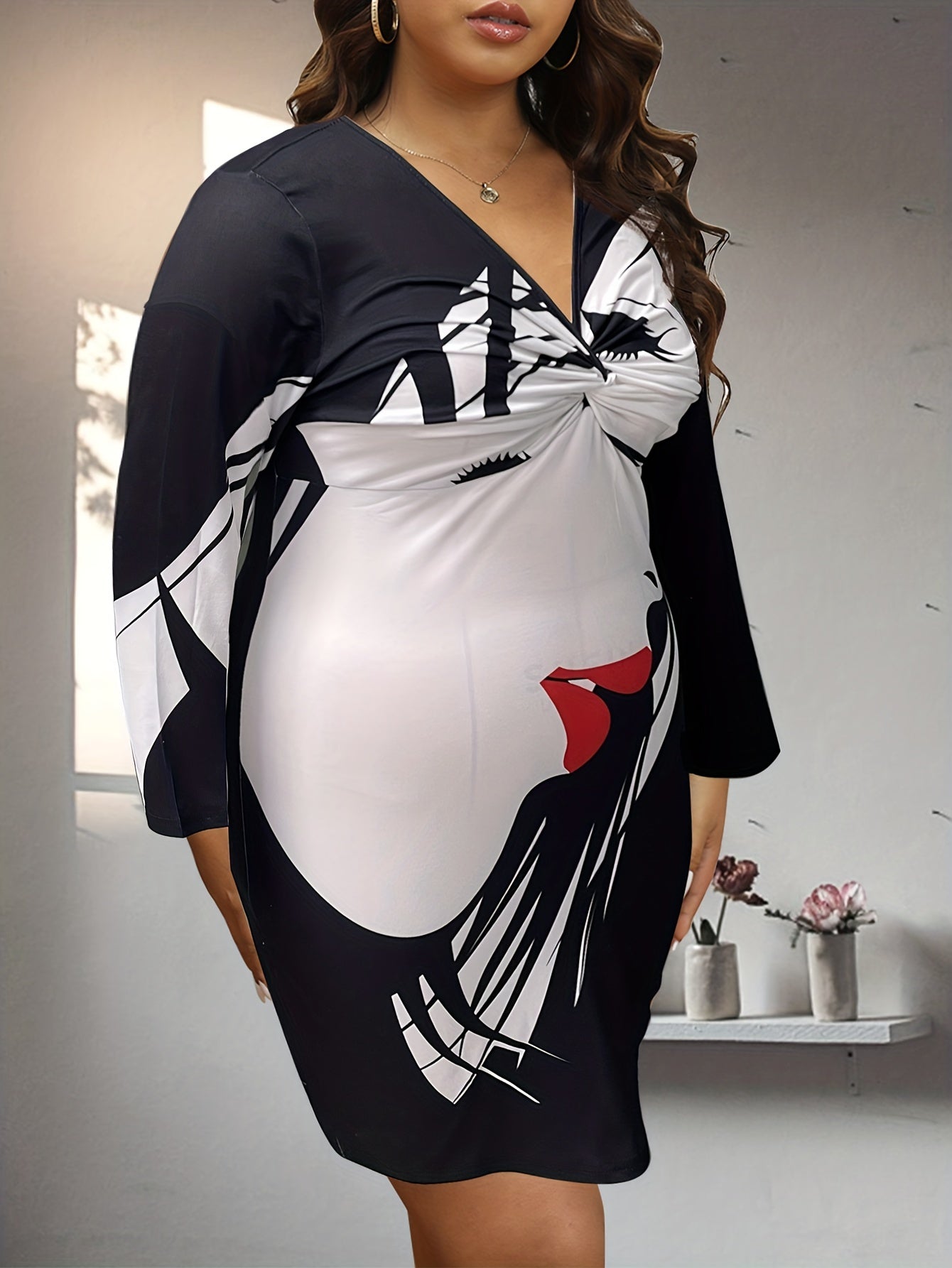  Cartoon Face Print Twist Dress
