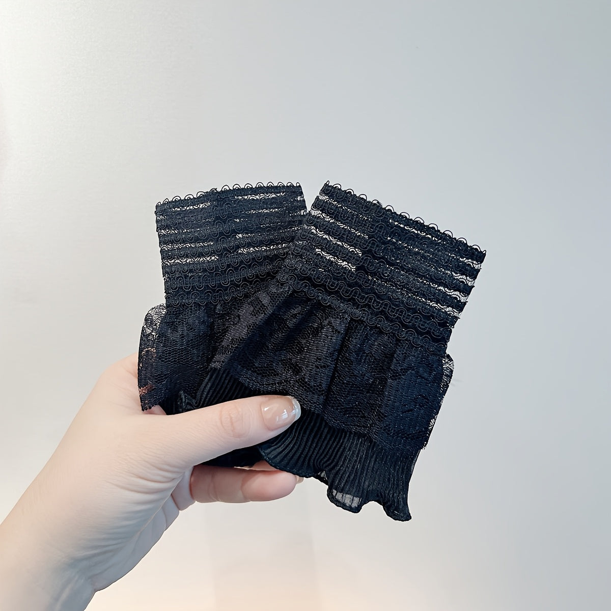 Autumn/Winter Lace Sleeve Cuffs Hollow Floral Edges