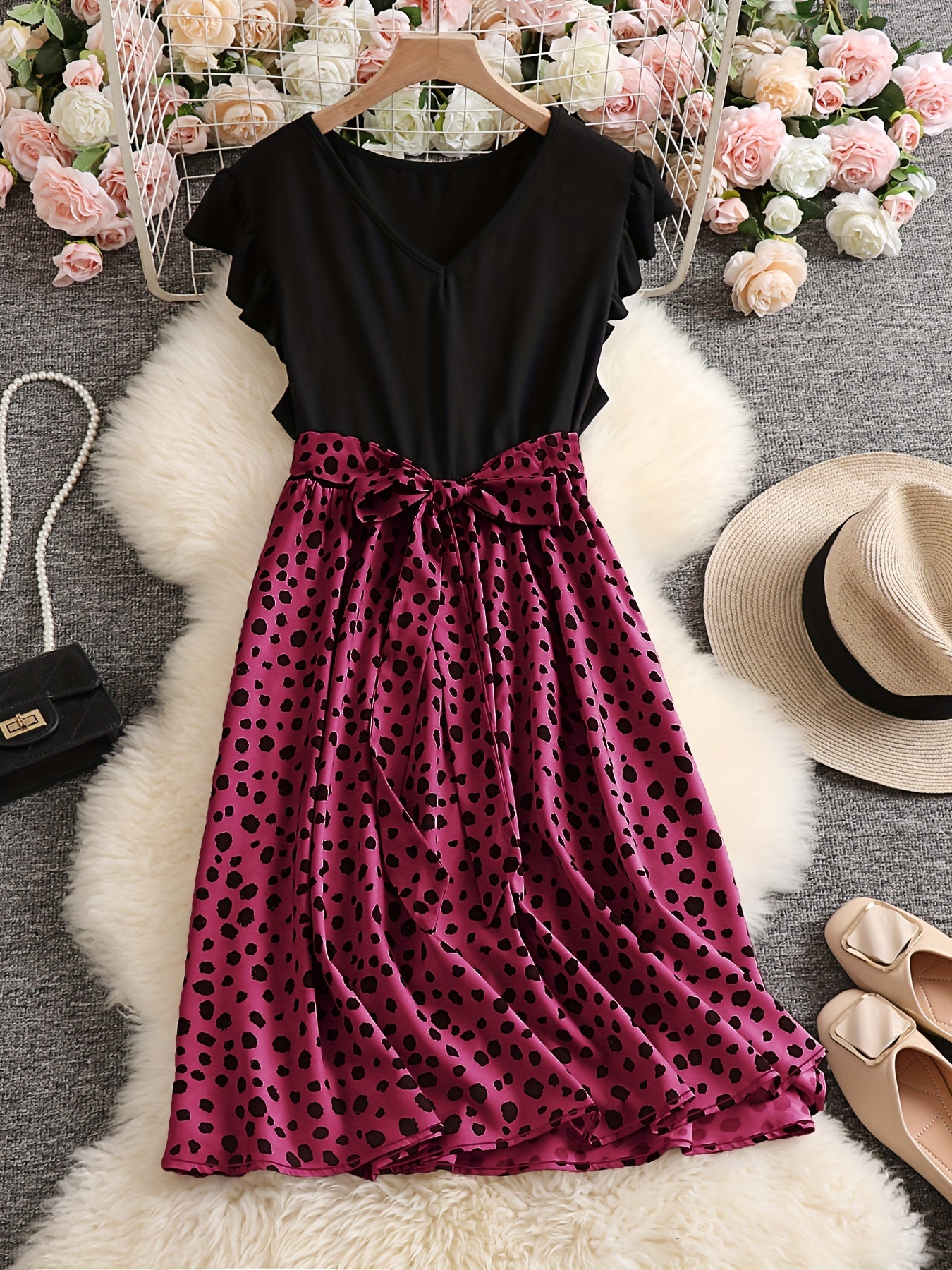  Leopard Print Ruffle Sleeve V Neck Dress