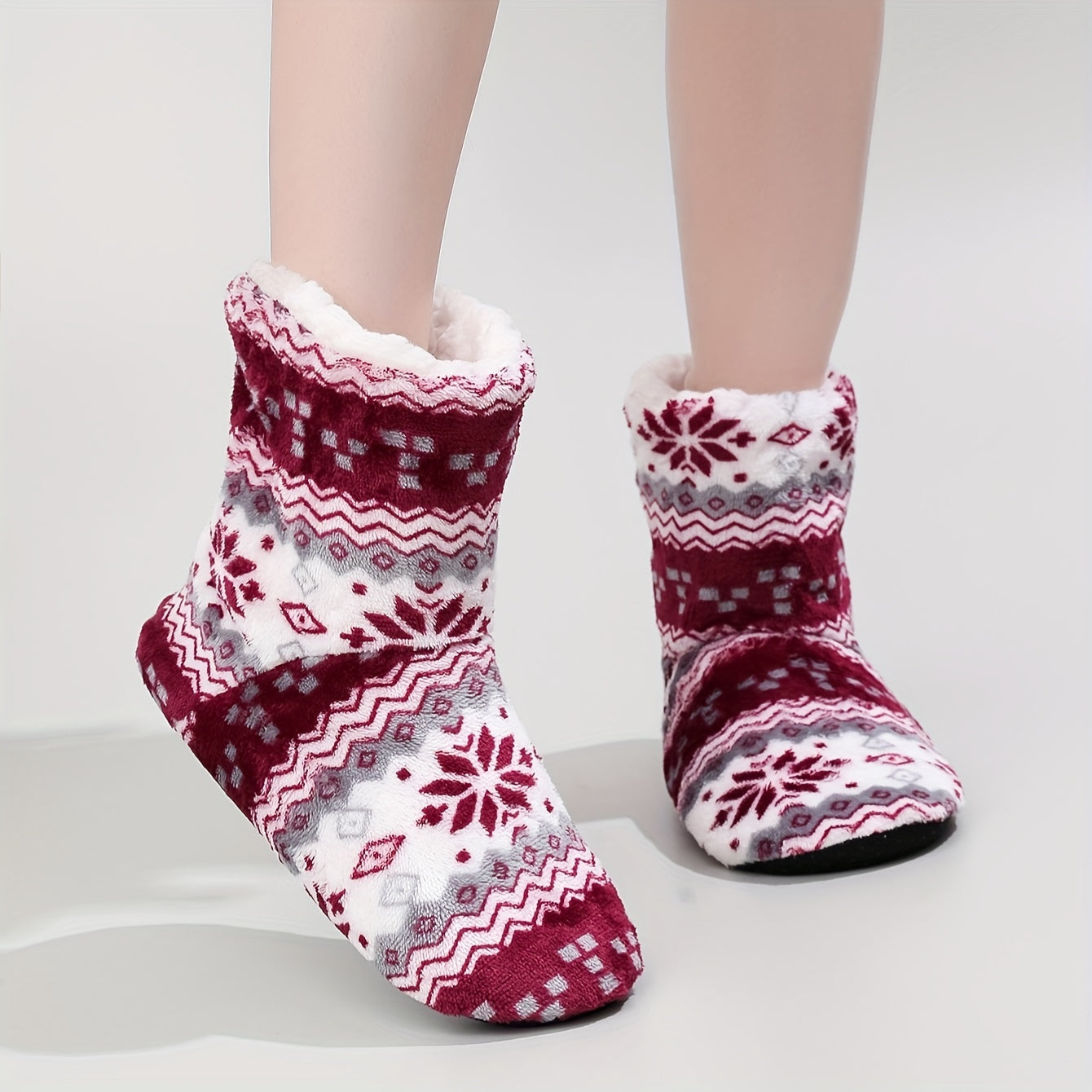 Snowflake Slipper Boots Christmas Warm & Cozy Plush Lined Indoor Fuzzy Shoes