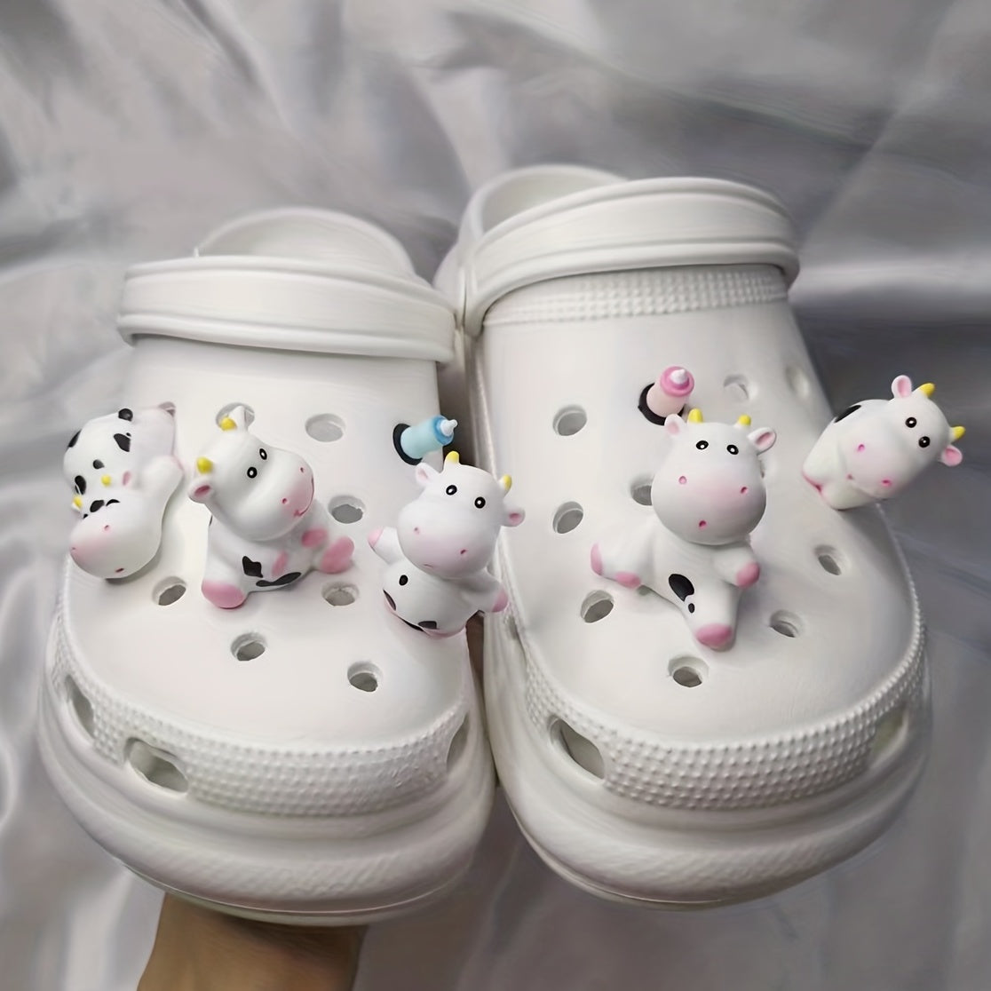 7pcs 3D Cow Mini Bottle Charms For Clogs DIY Shoe Decor
