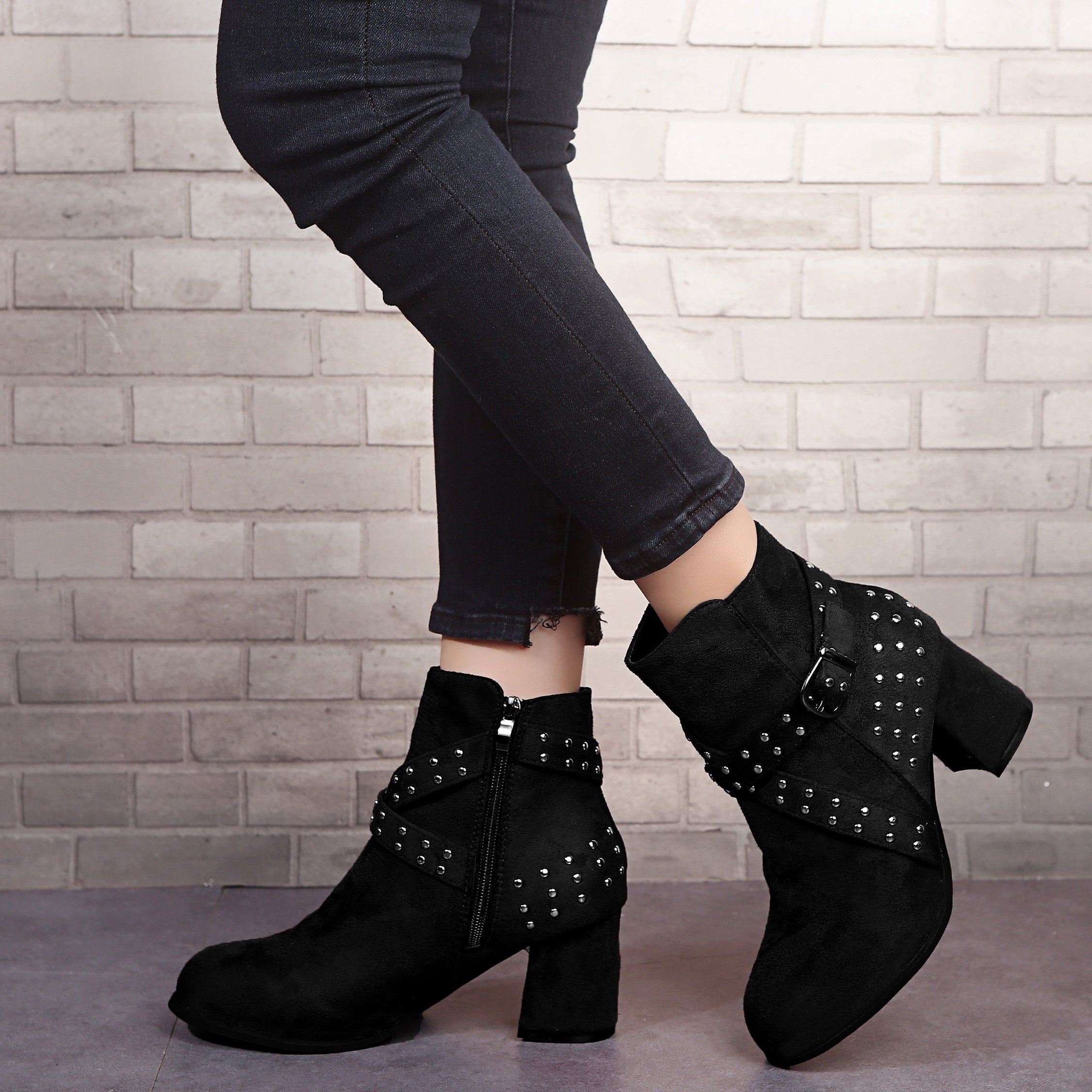 Studded Side Zipper Chunky Heel Ankle Boots