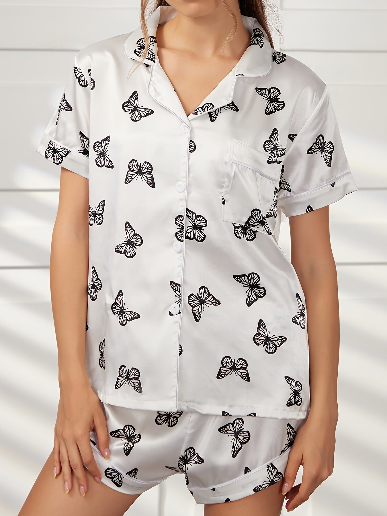 Butterfly Print Pajama Set Short Sleeve Top & Shorts Women's Sleepwear