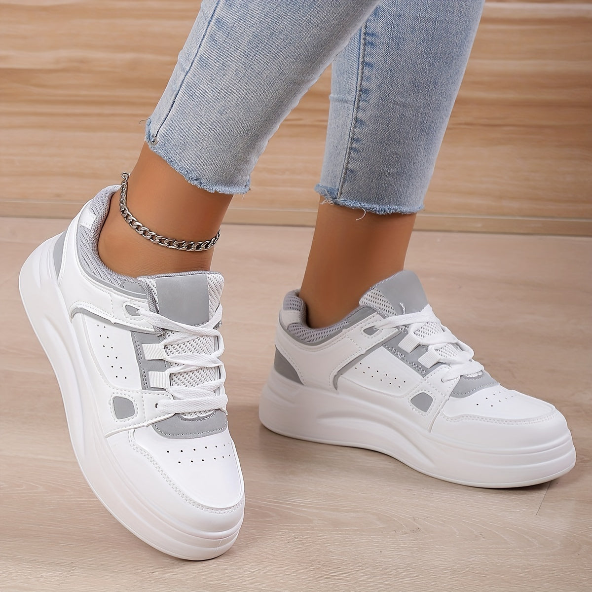 Women's Colorblock Mesh Sneakers Low Round Toe Lightweight Shoes
