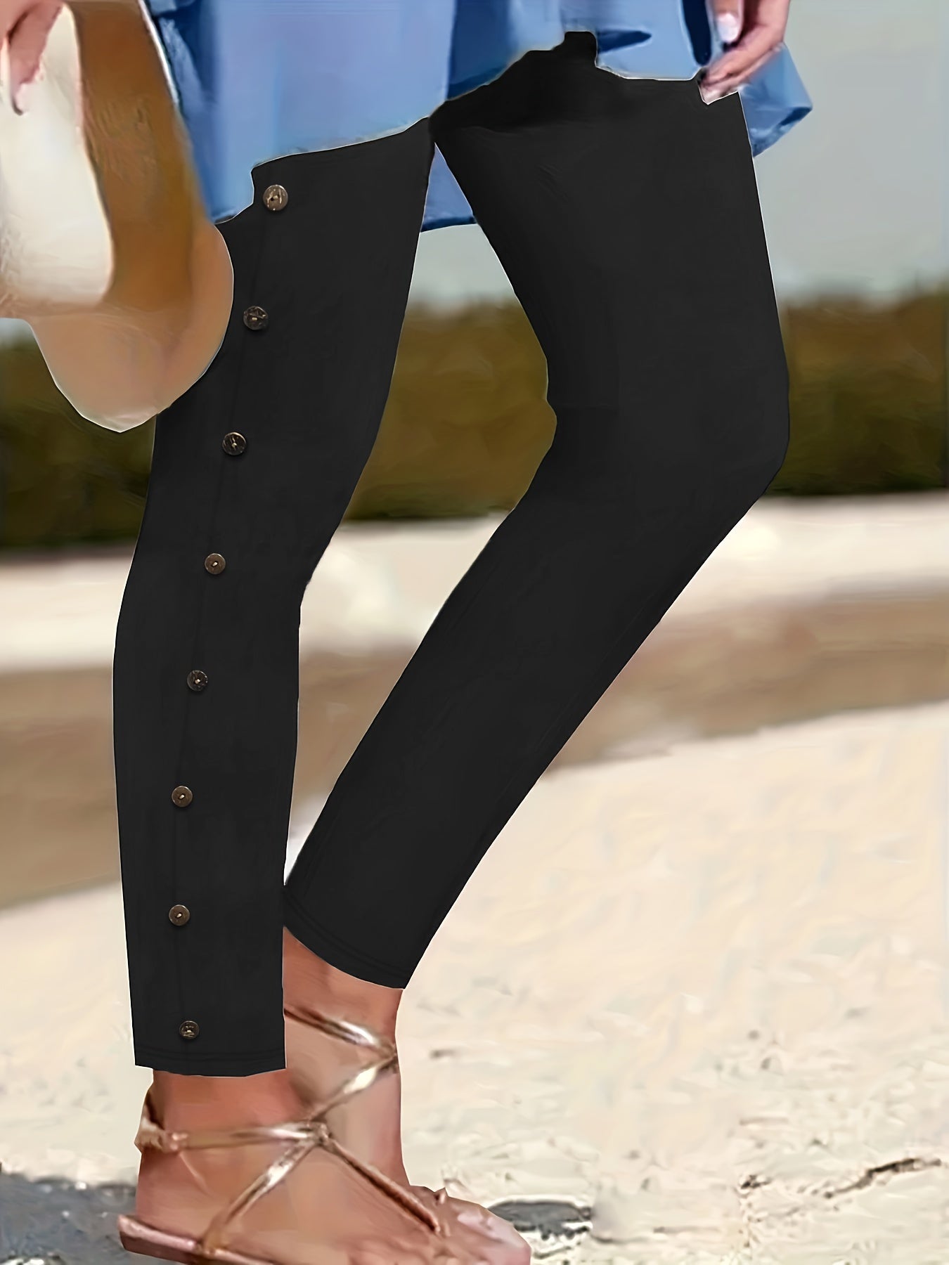  Solid Button Decor Leggings with Stretch