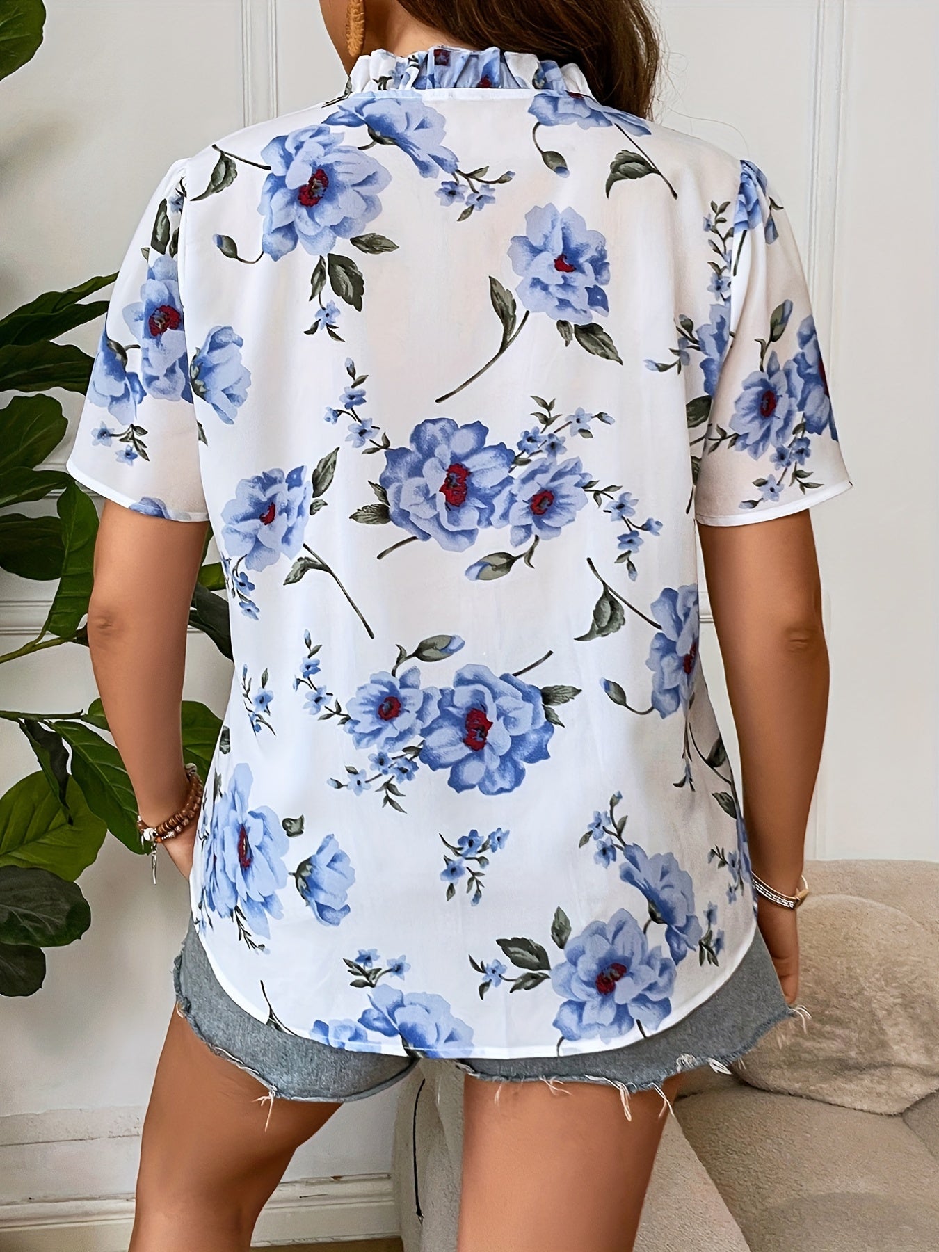  Floral Print Stand Neck Blouse