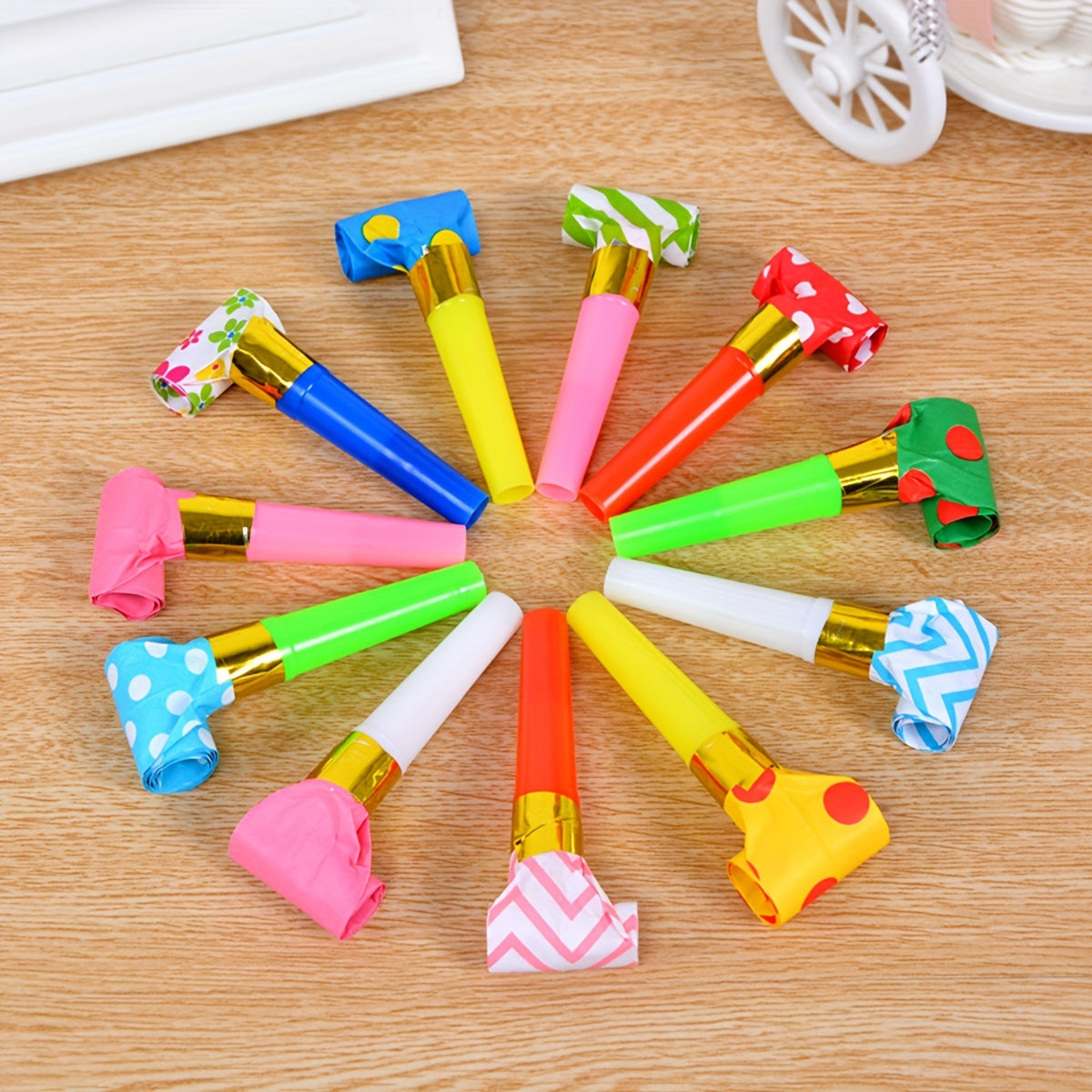 20pcs Plastic Whistle for Party Event Aid Props